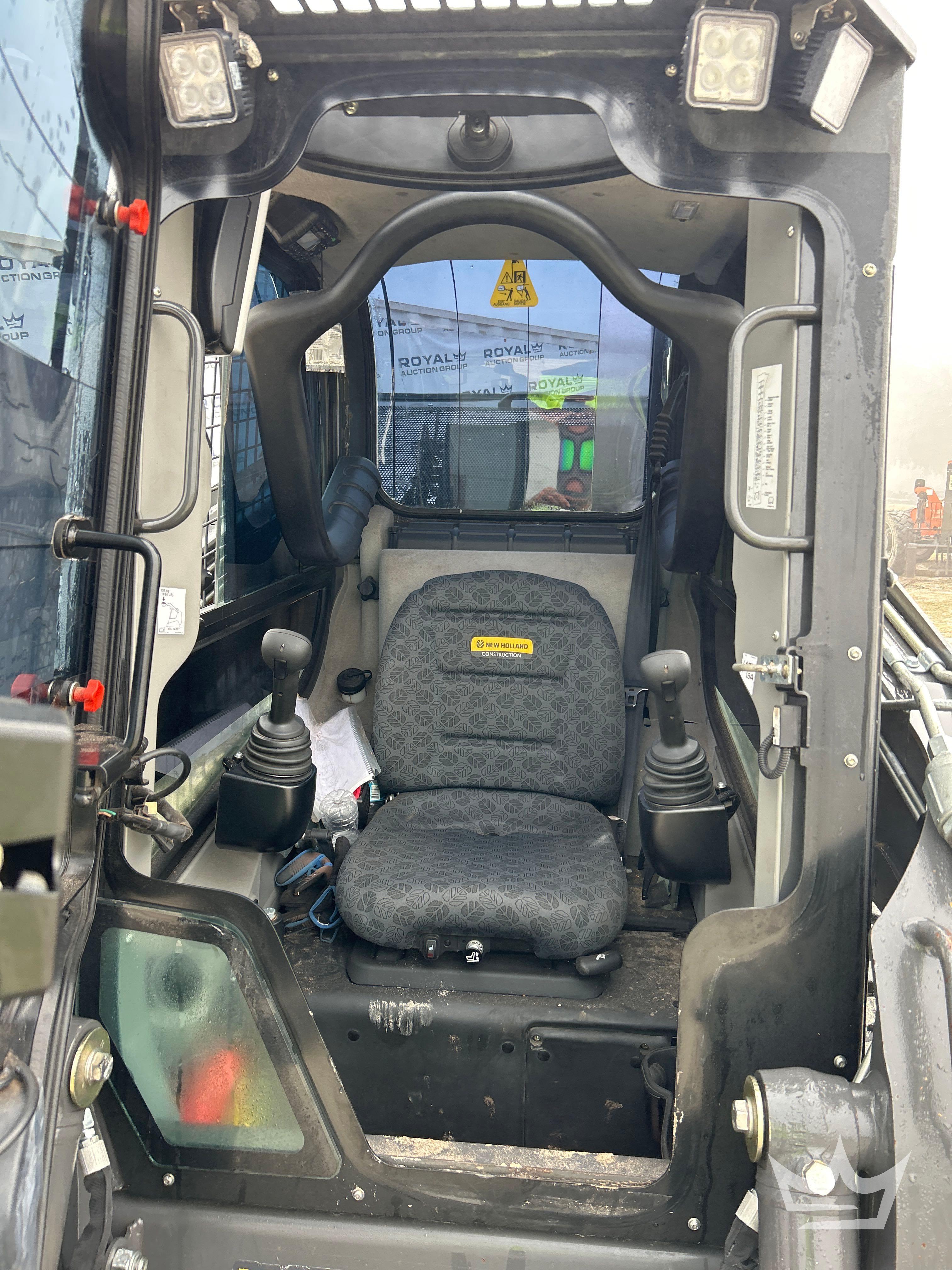2023 New Holland C327