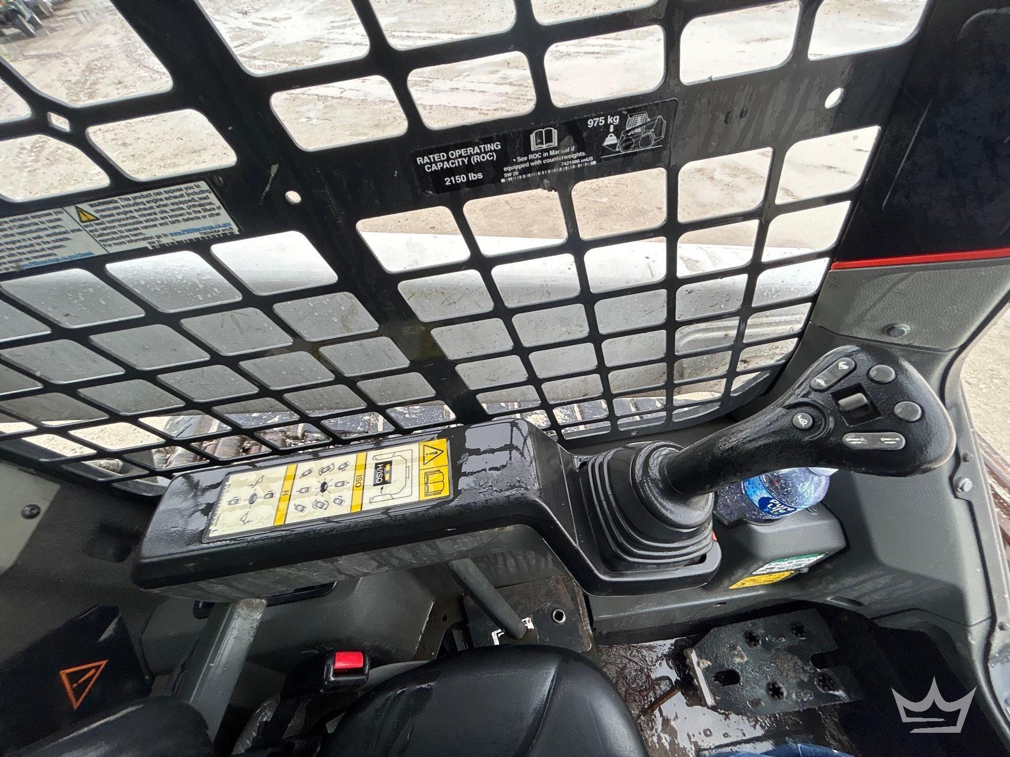 2023 New Holland C327