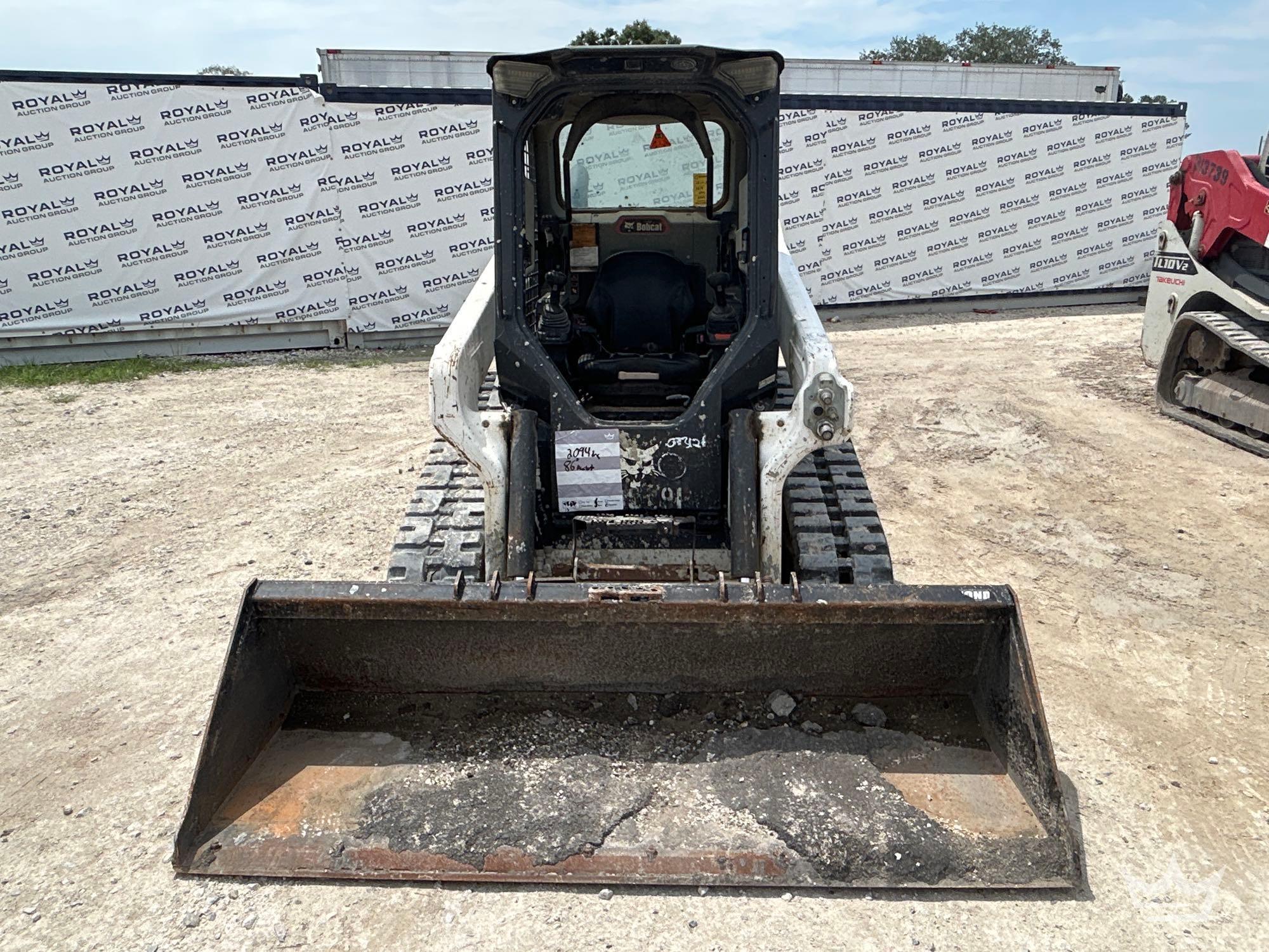 2023 New Holland C327