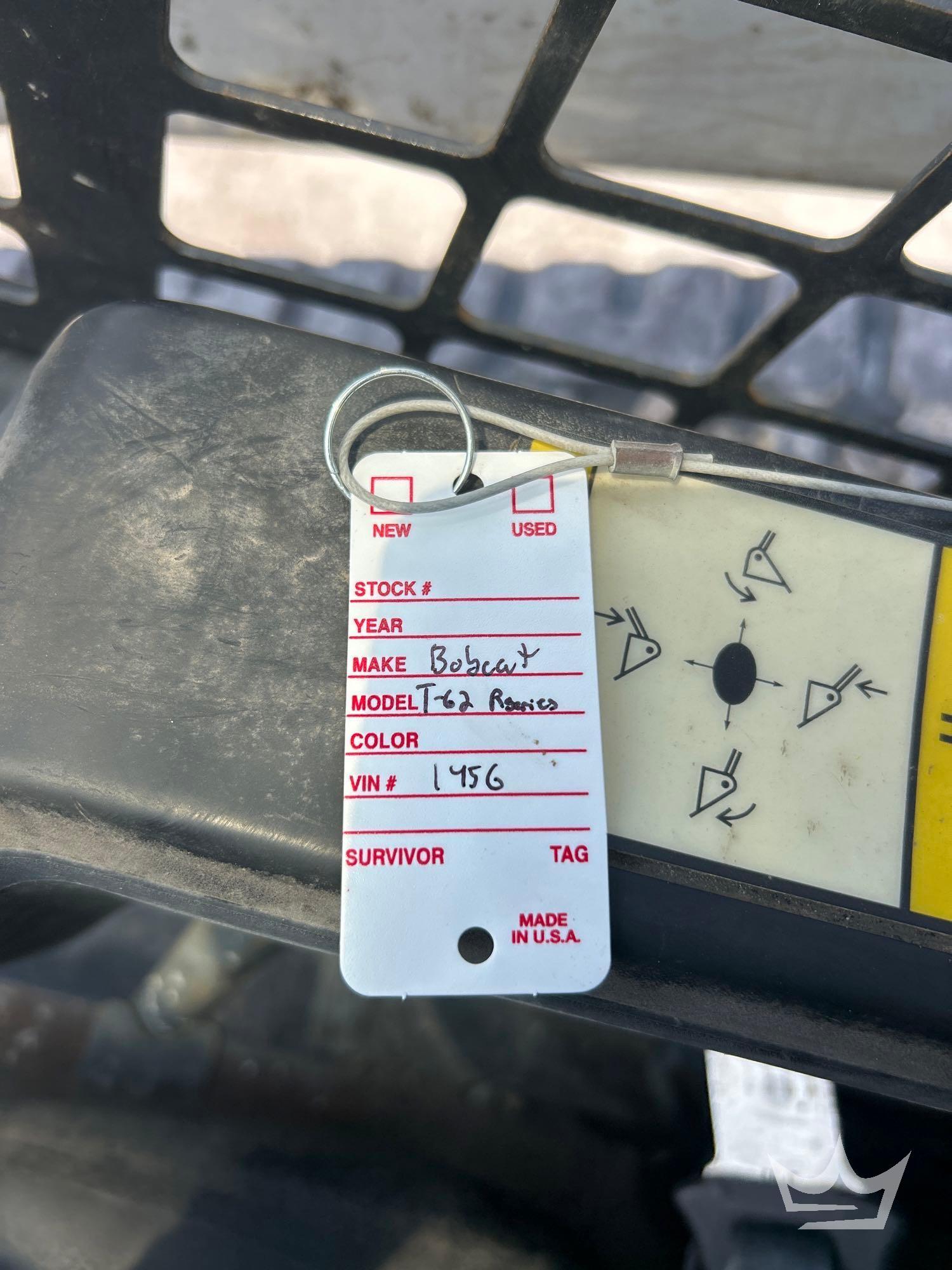 2023 New Holland C327