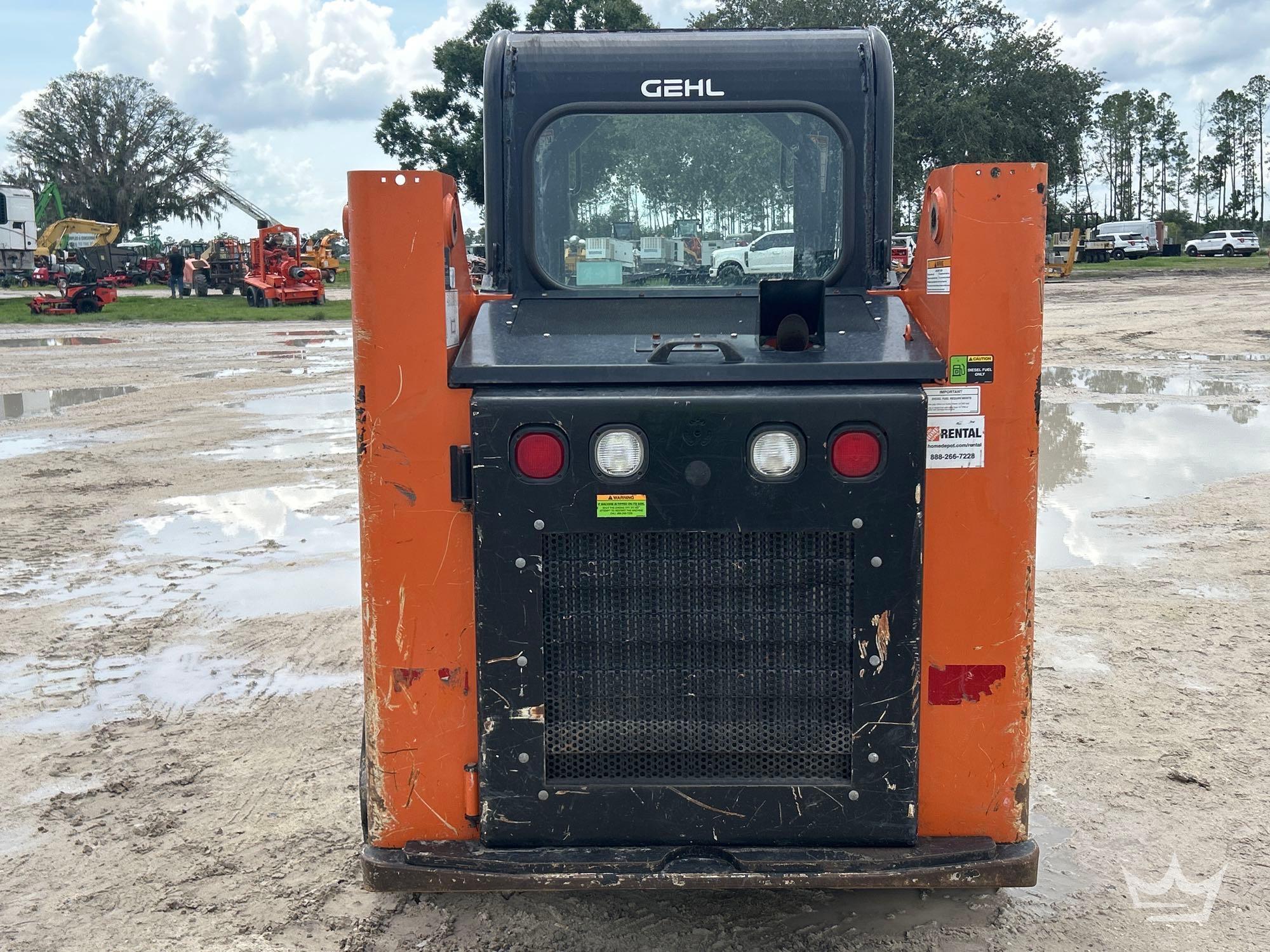 2021 Gehl RT135