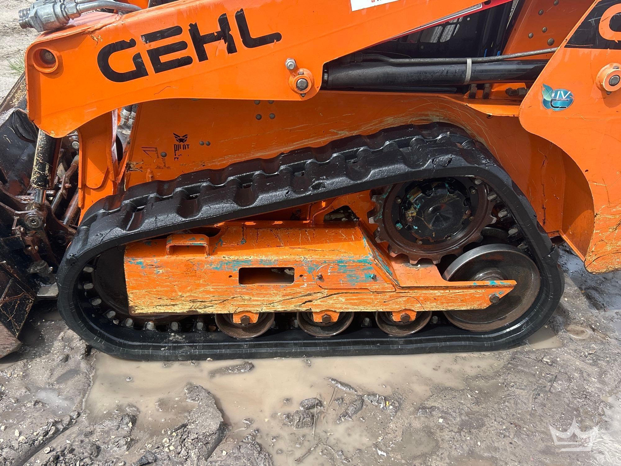 2021 Gehl RT135