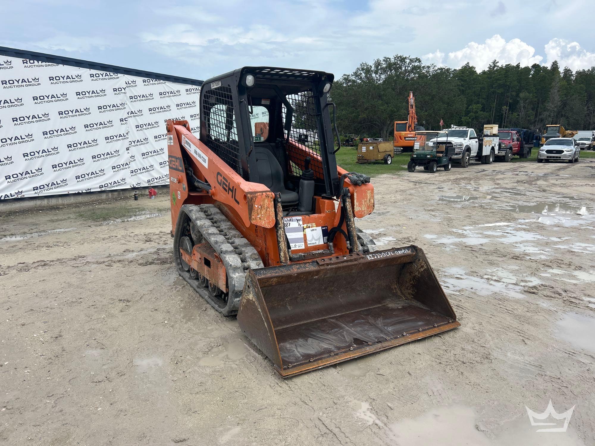 2021 Gehl RT135