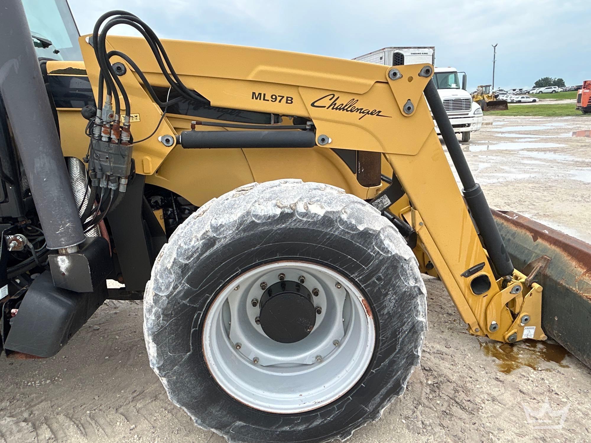 2008 Challenger MT545B