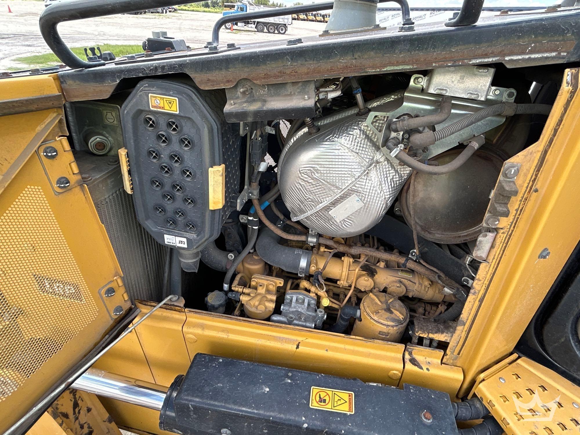 2019 Caterpillar D6N LGP