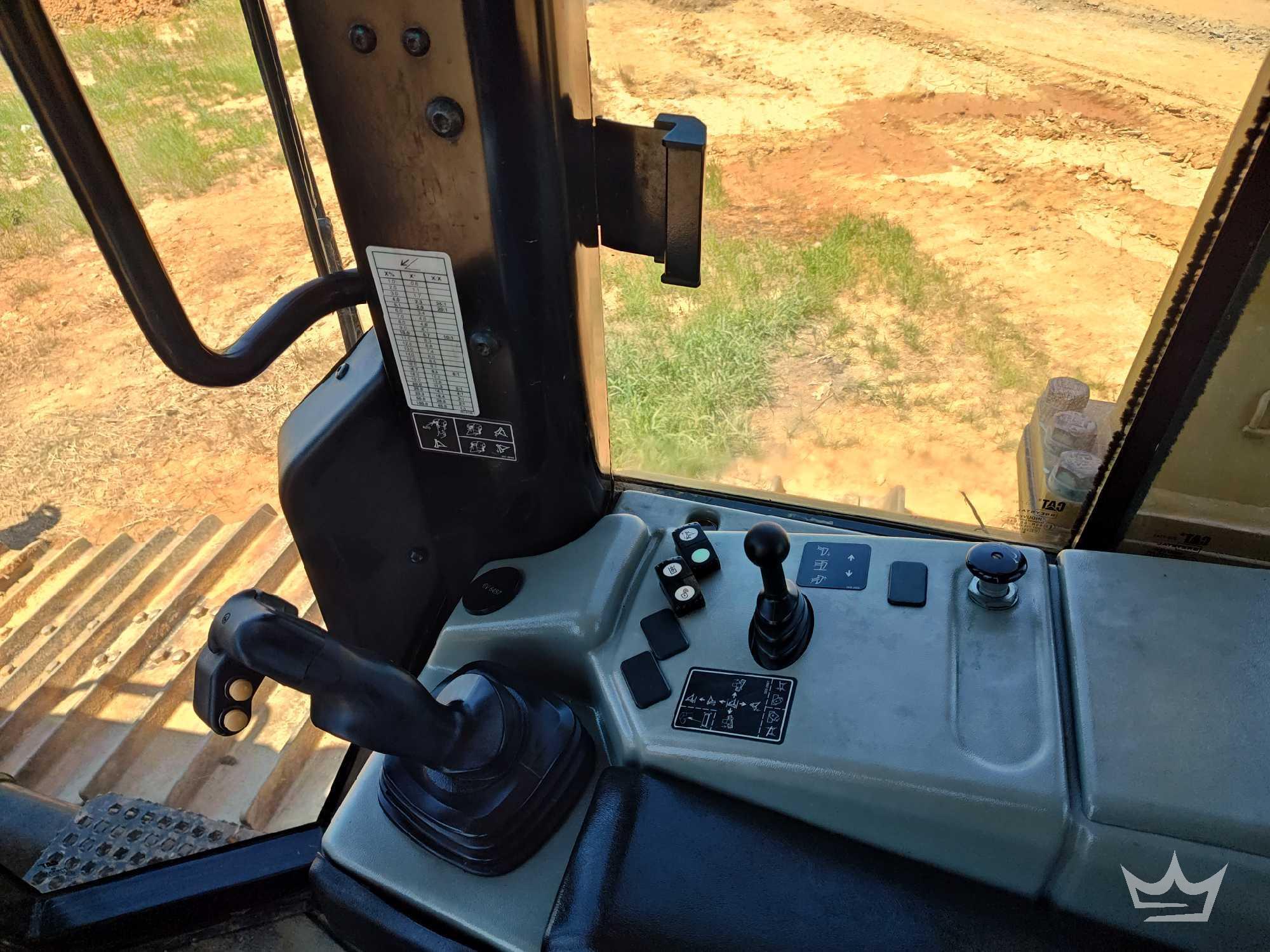 2019 Caterpillar D6N LGP