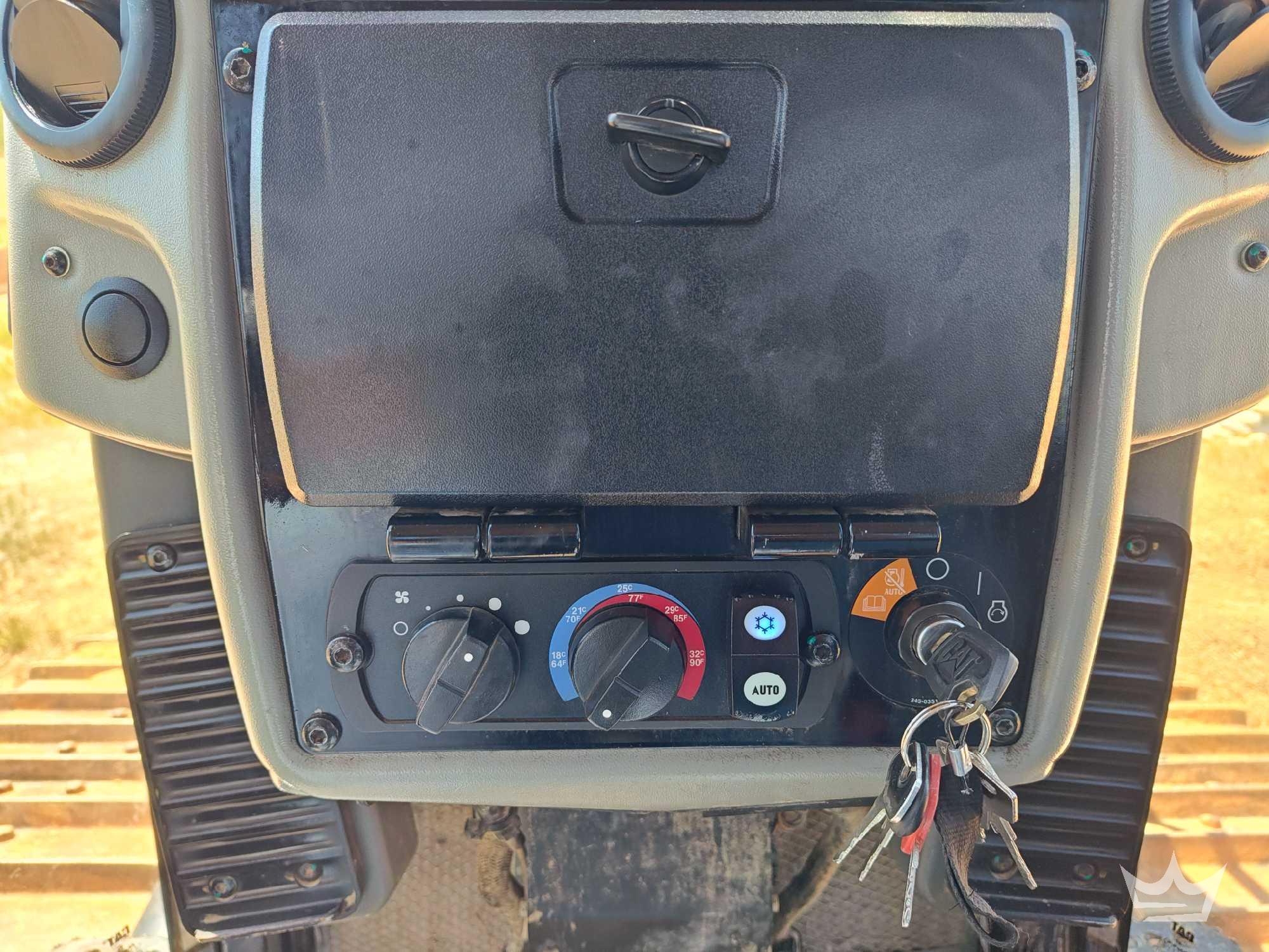 2019 Caterpillar D6N LGP