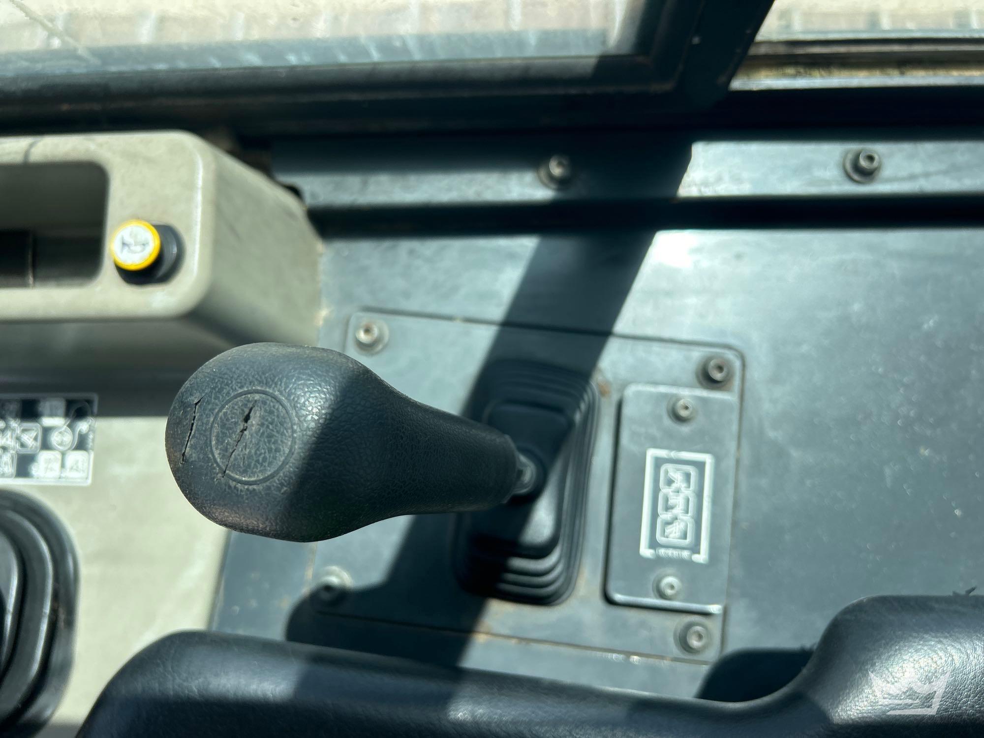 2015 Caterpillar D6K2LGP