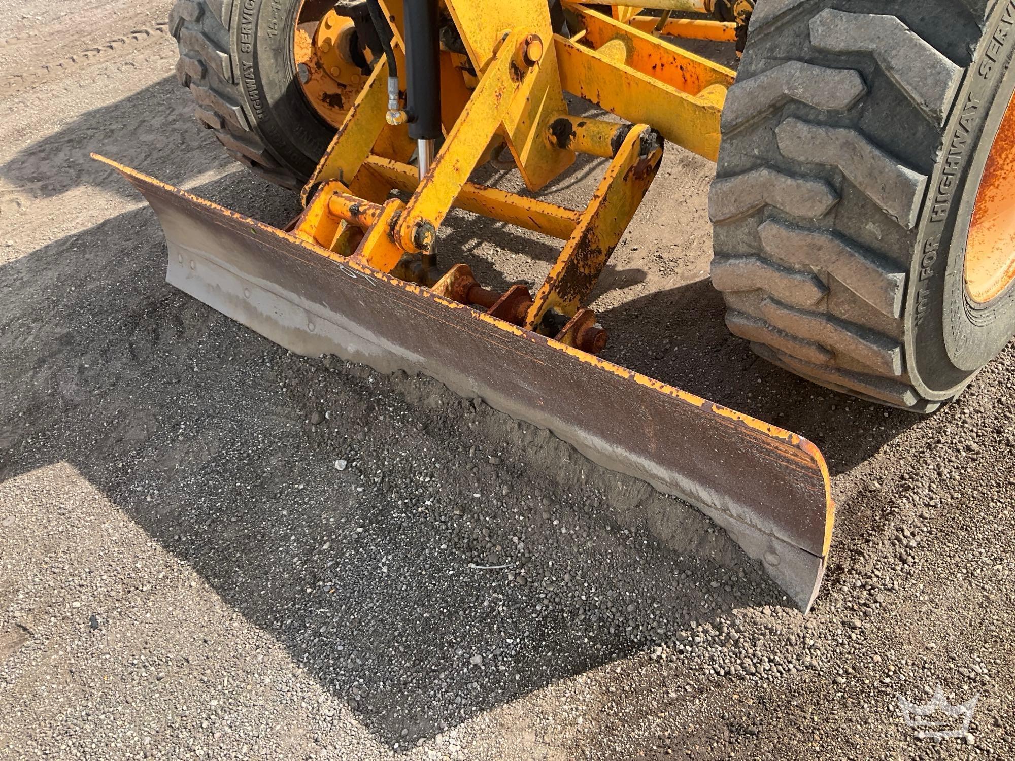 Leeboy 685B