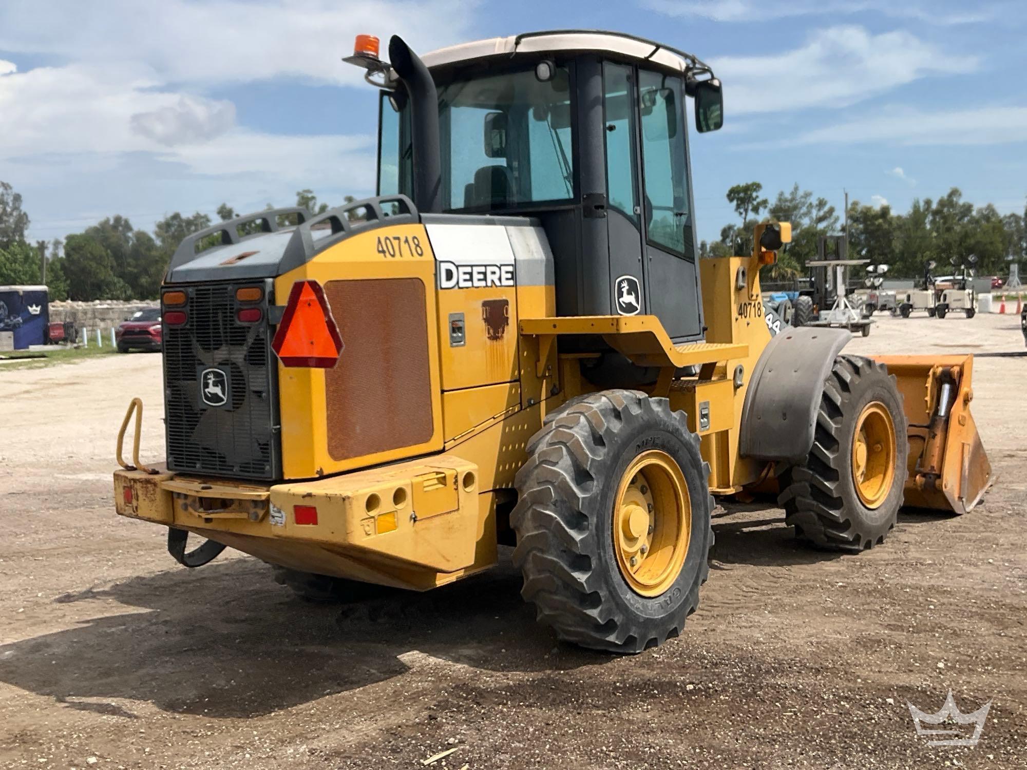 2007 John Deere 444J