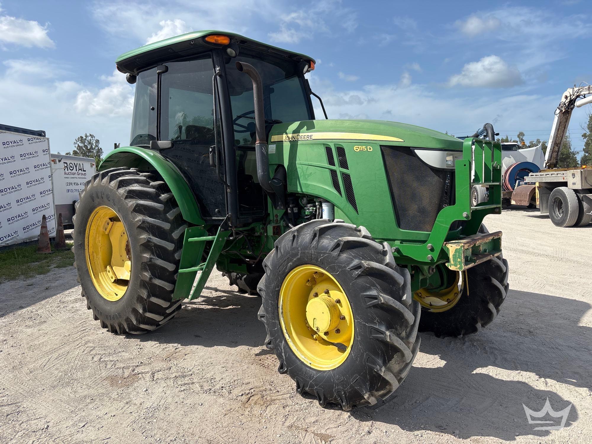 2015 John Deere 6115D