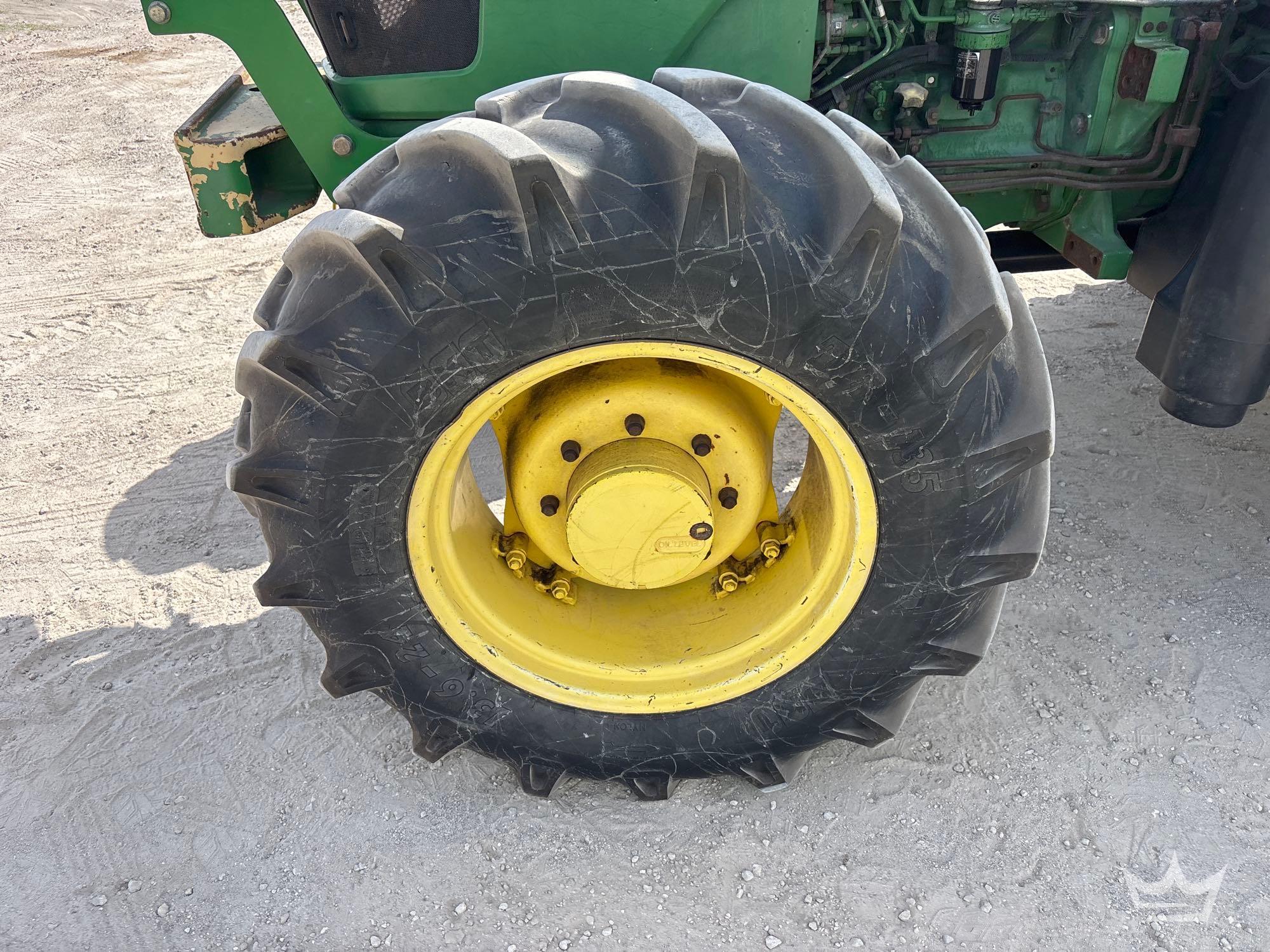2015 John Deere 6115D