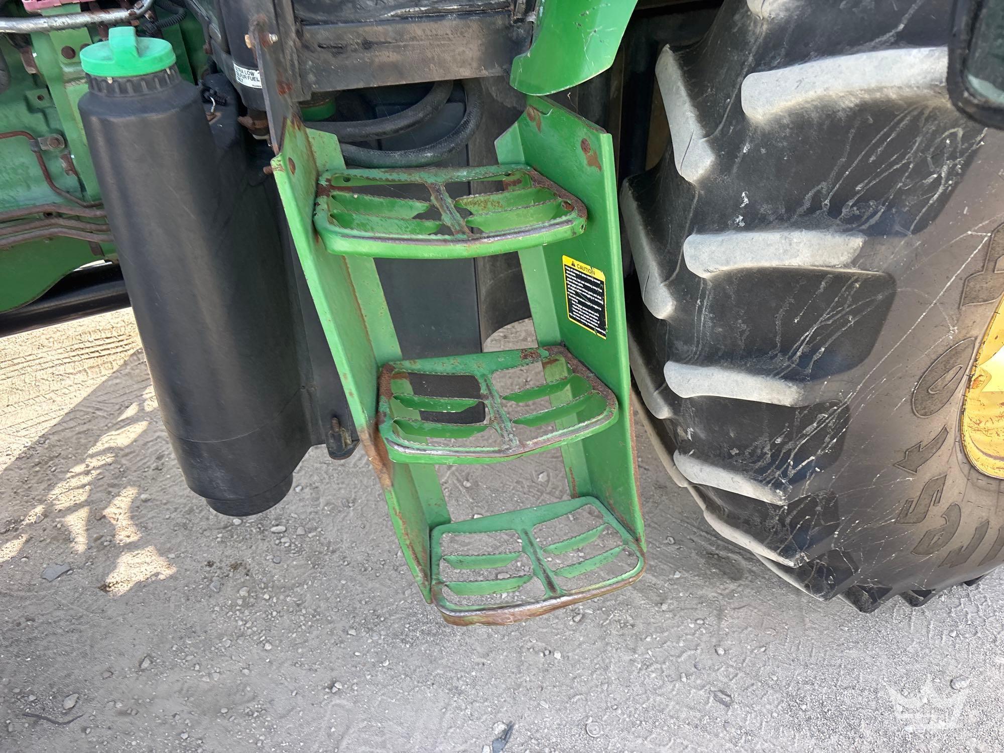 2015 John Deere 6115D