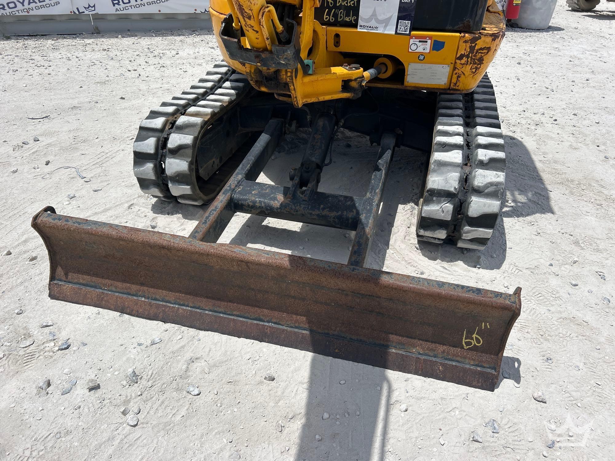 2005 JCB 8032ZTS