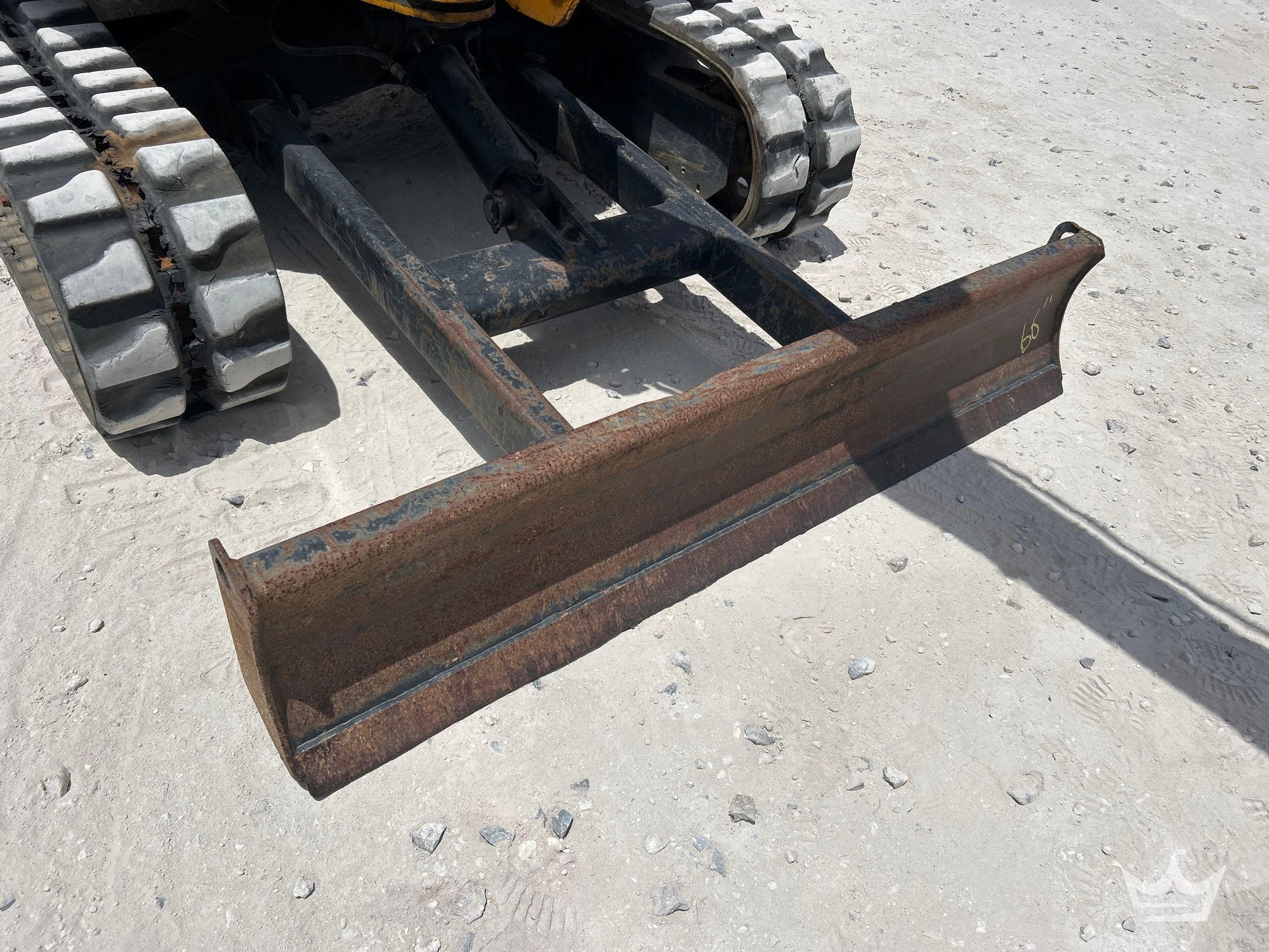 2005 JCB 8032ZTS