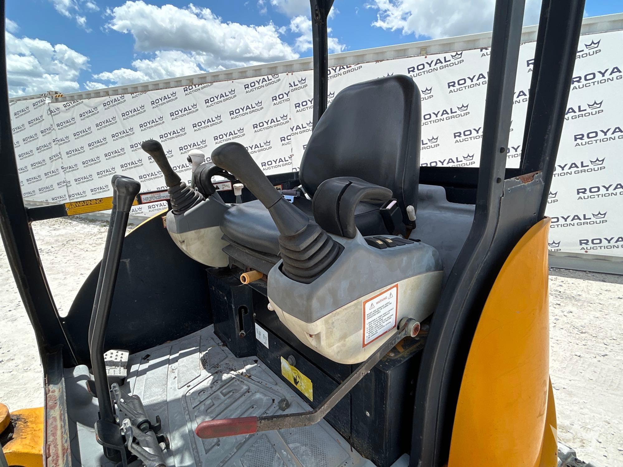 2005 JCB 8032ZTS