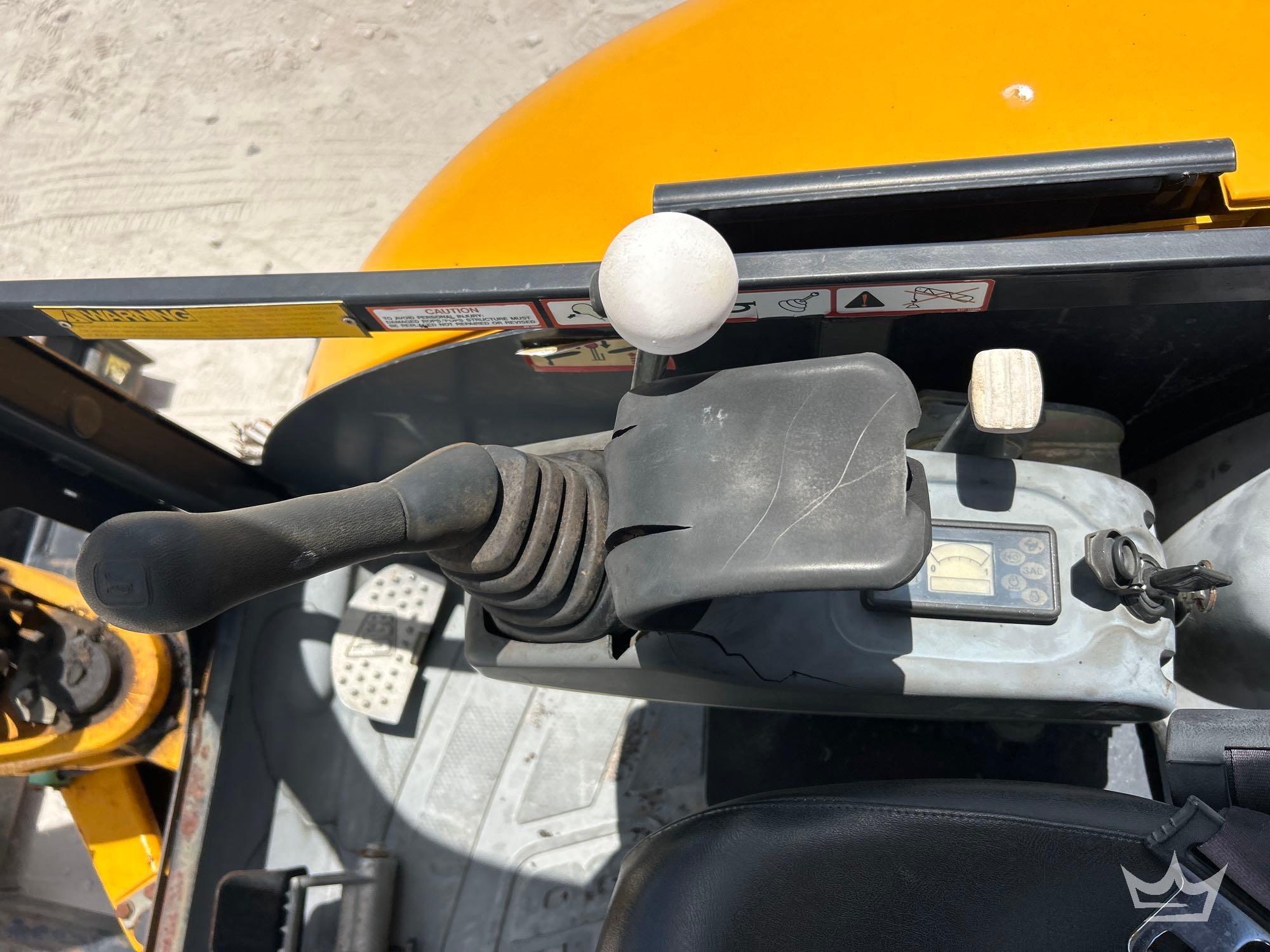 2005 JCB 8032ZTS