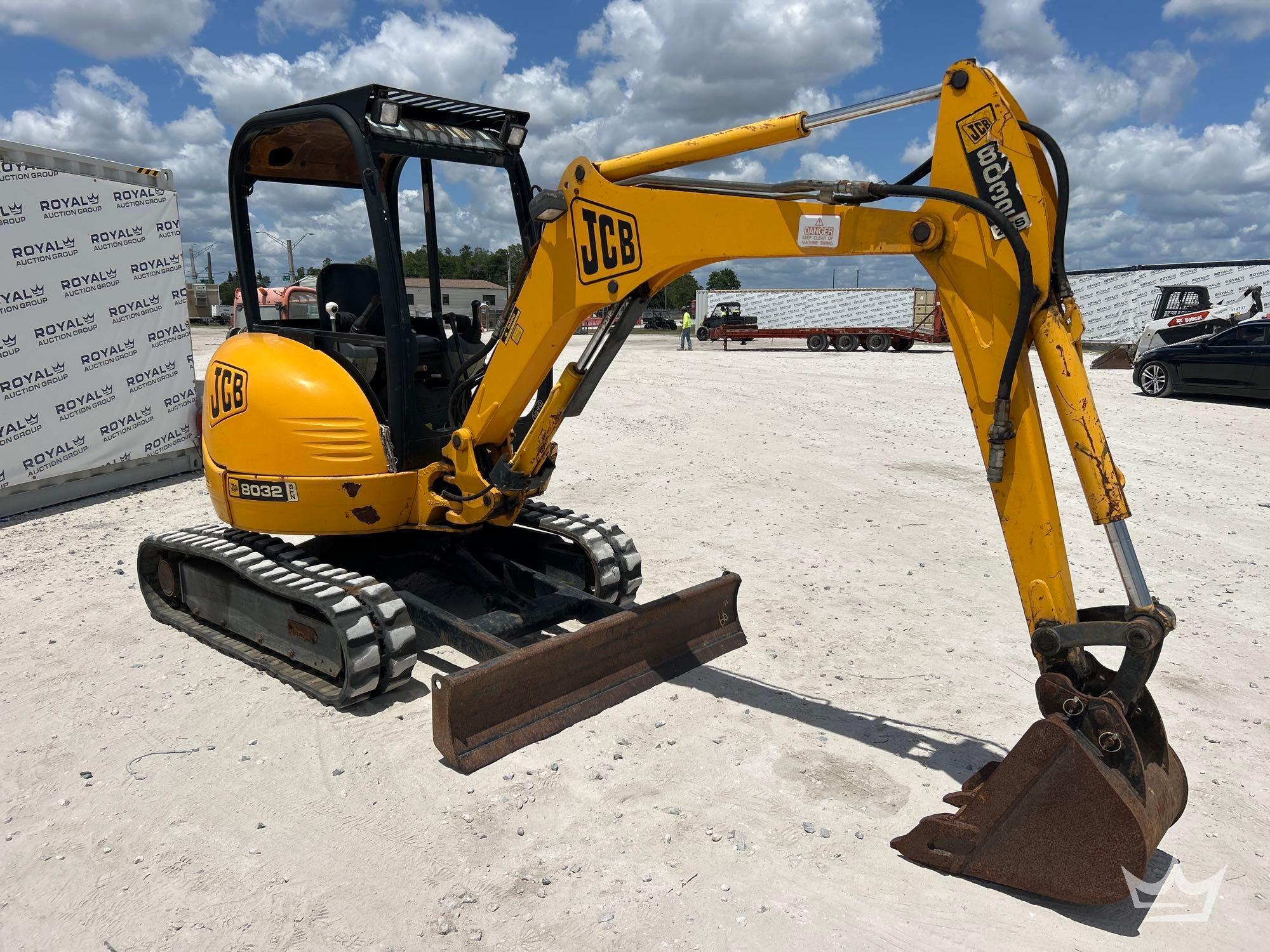 2005 JCB 8032ZTS