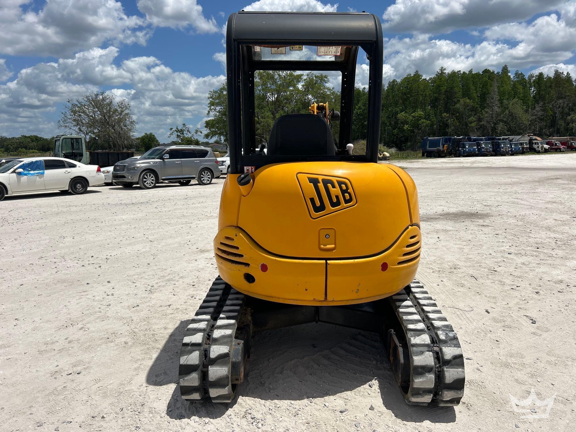 2005 JCB 8032ZTS