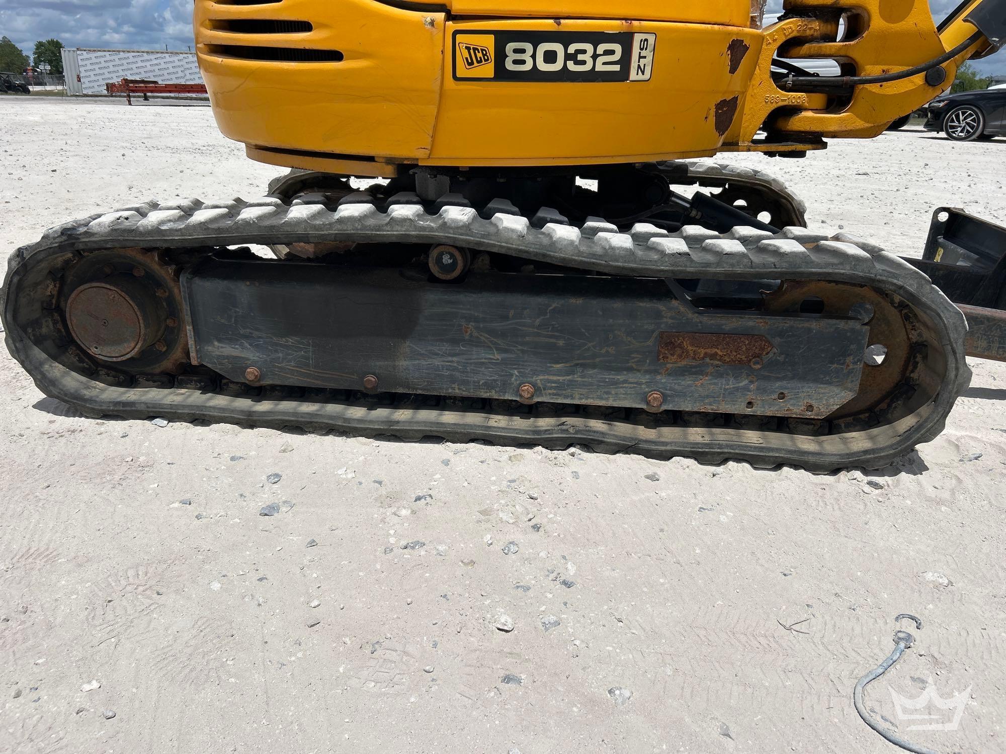 2005 JCB 8032ZTS