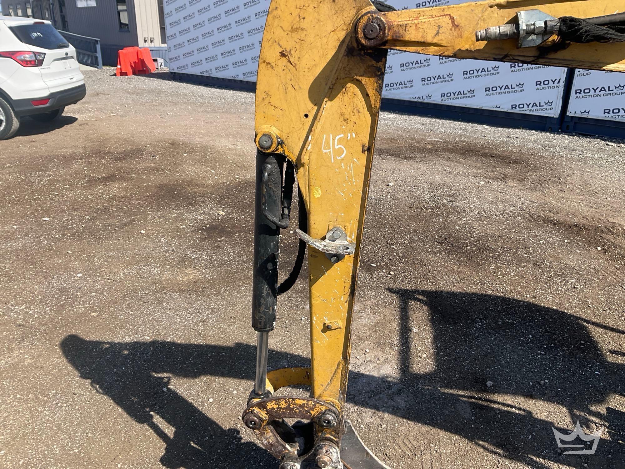 2014 Caterpillar 301.7DCR