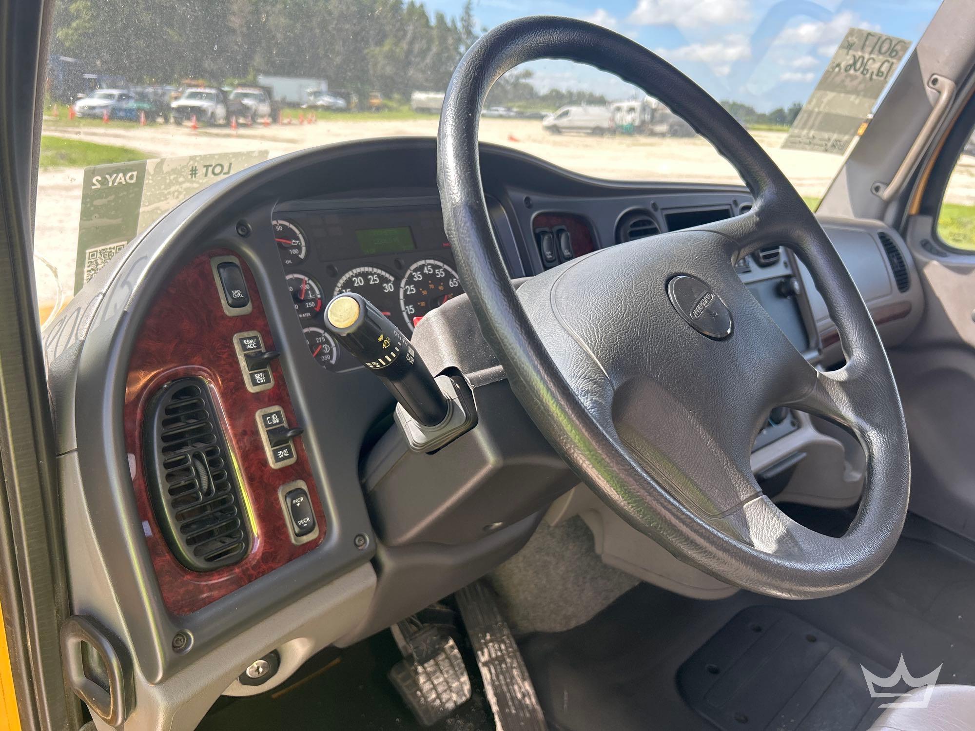 2017 Freightliner M2 106