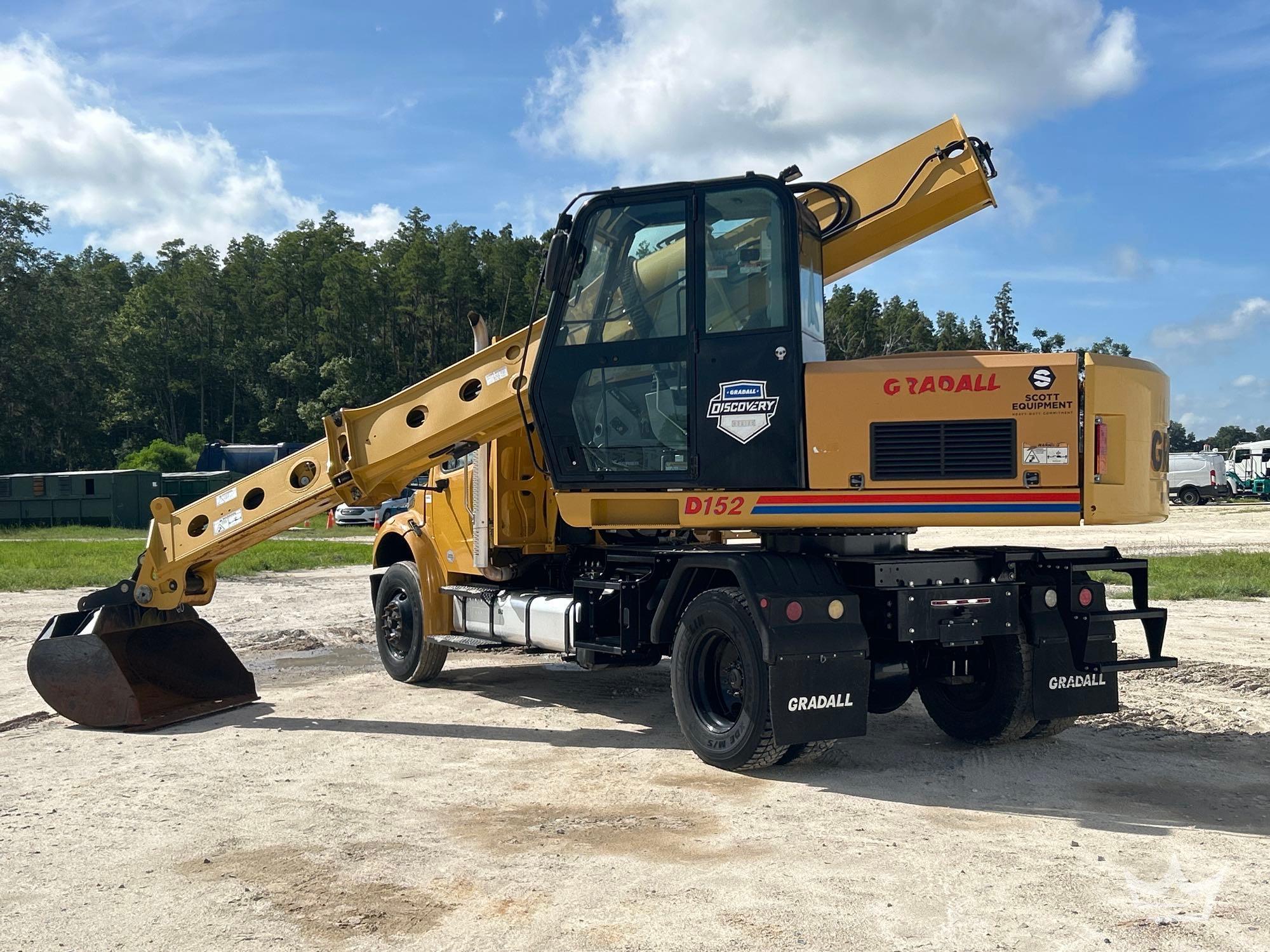 2017 Freightliner M2 106