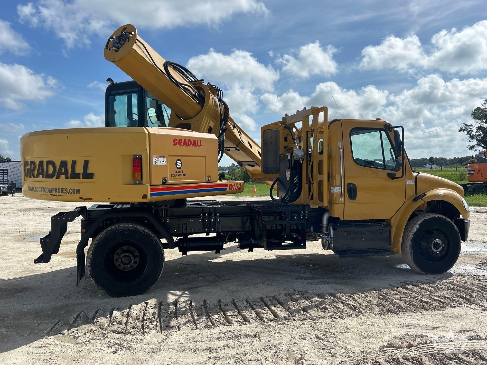 2017 Freightliner M2 106
