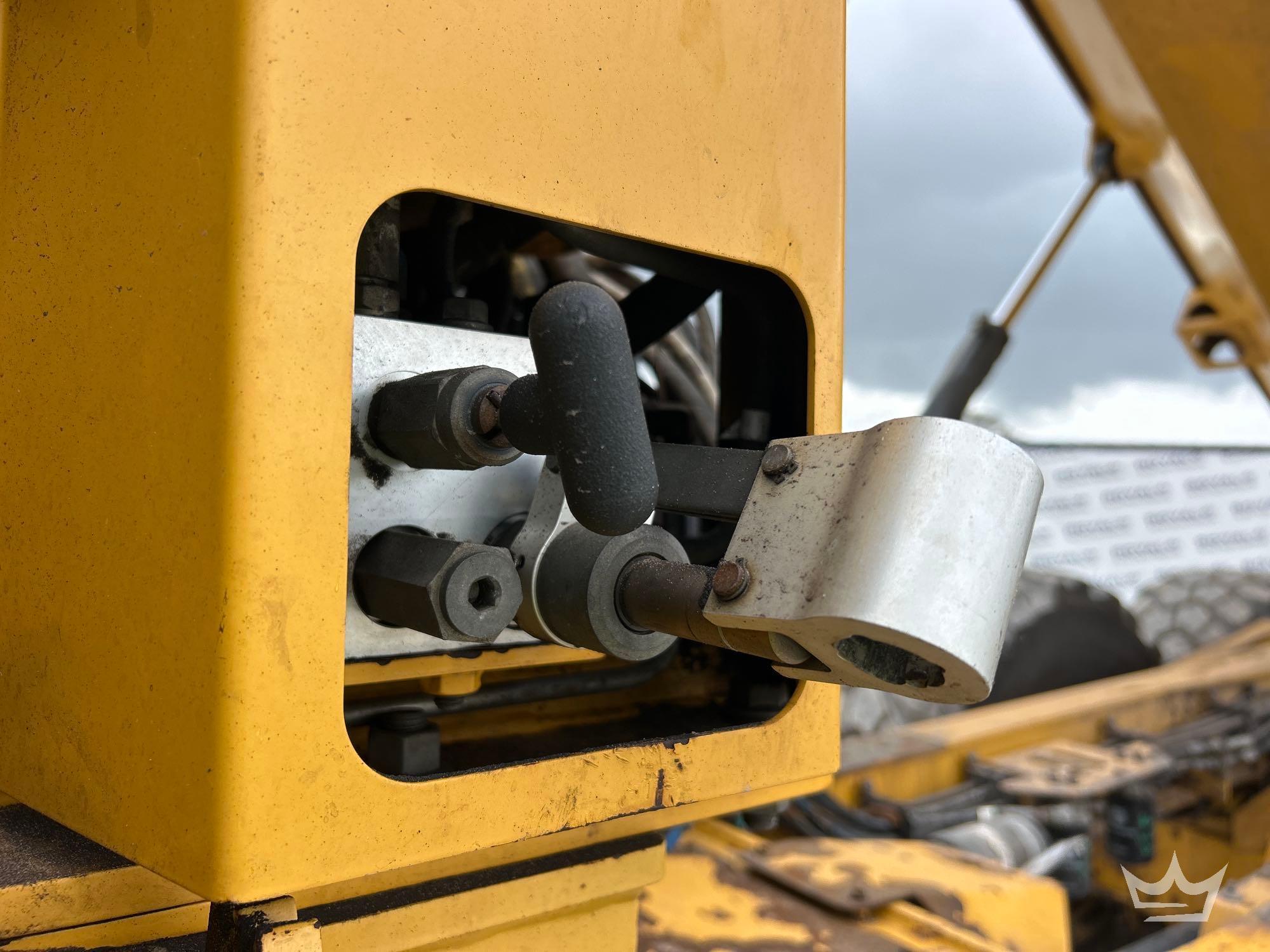 2018 John Deere 260E