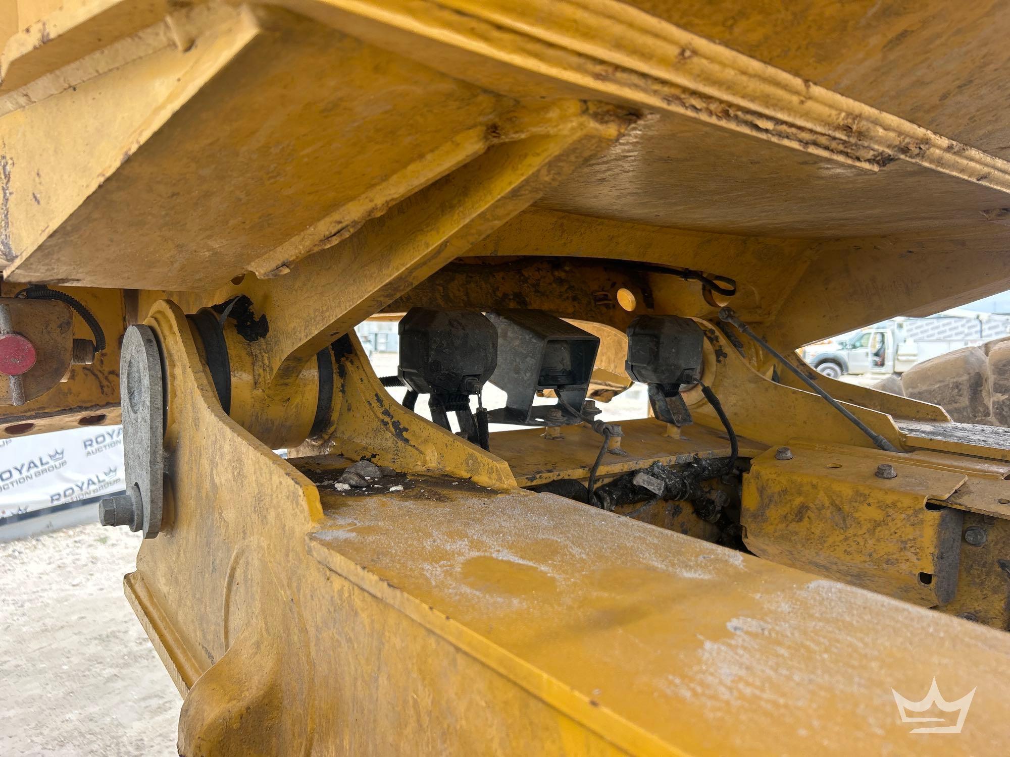 2022 John Deere 260E
