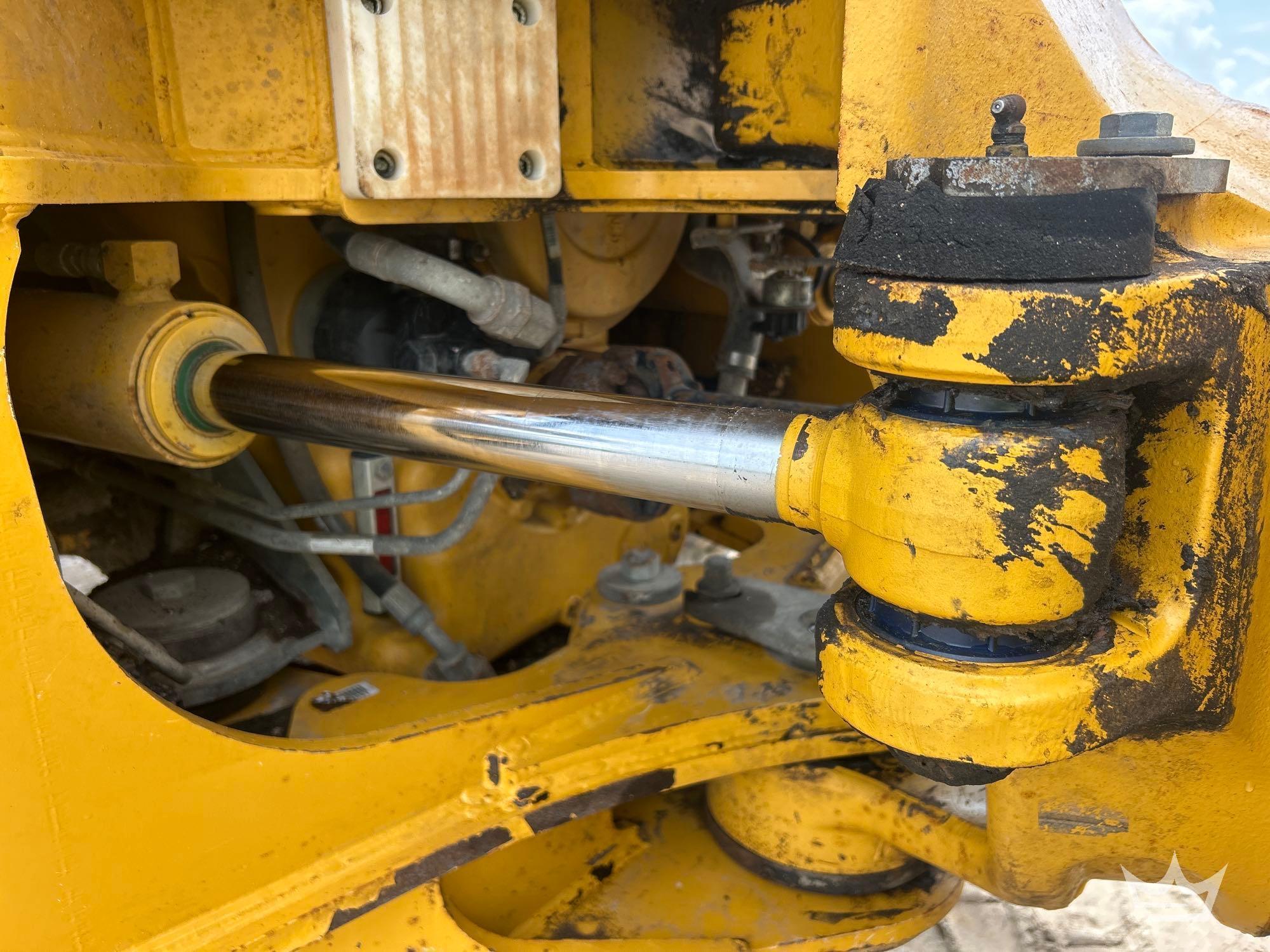 2022 John Deere 260E