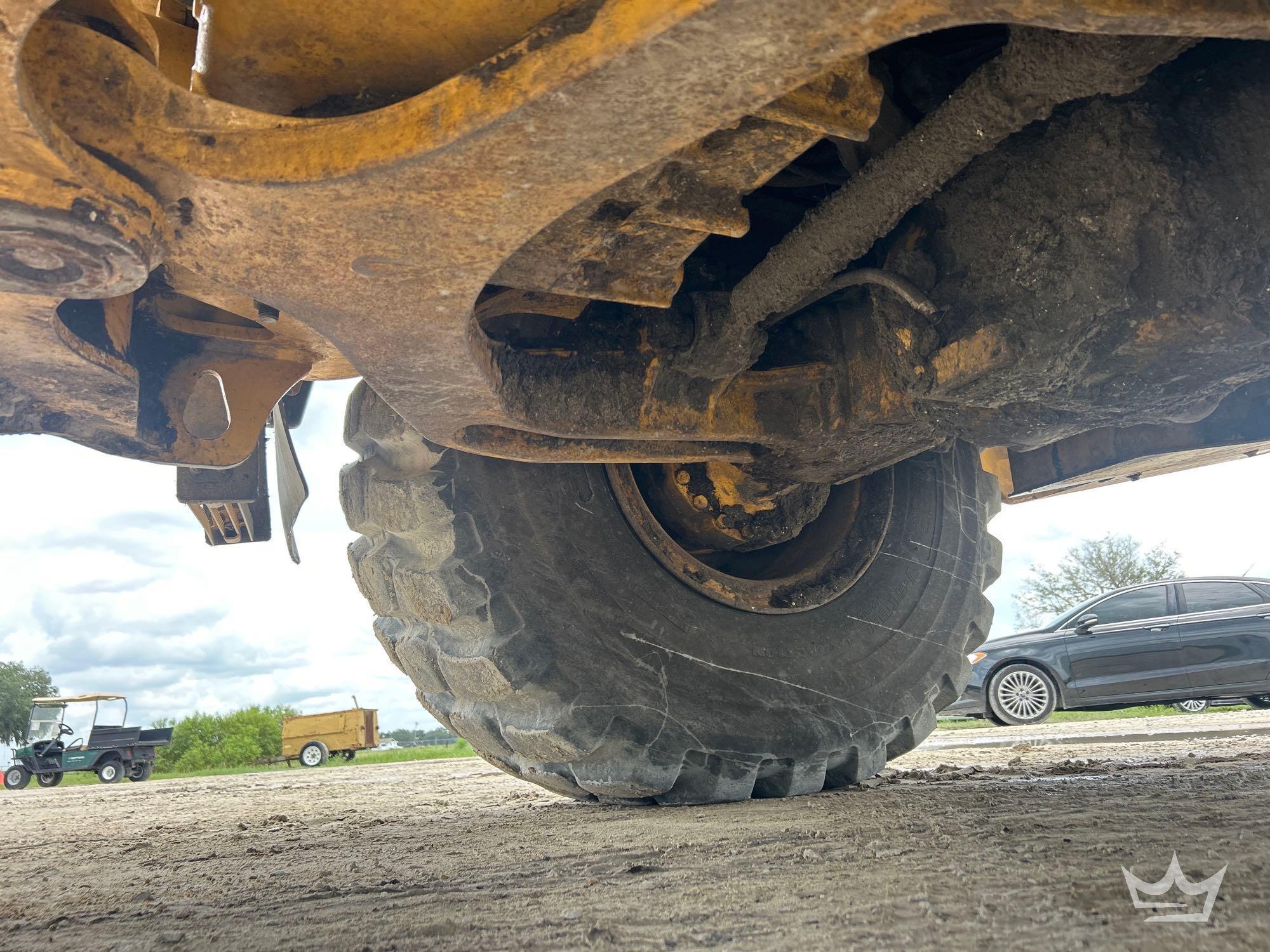 2022 John Deere 260E