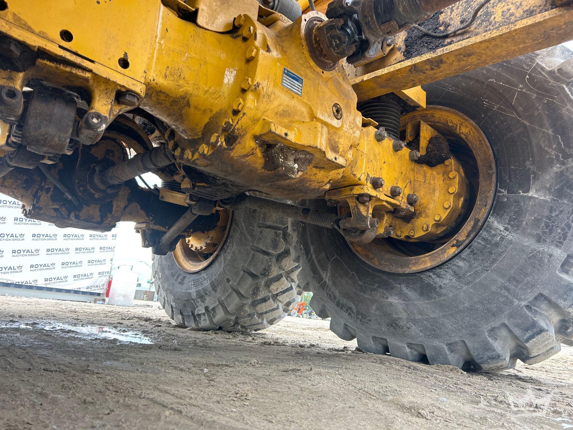 2022 John Deere 260E