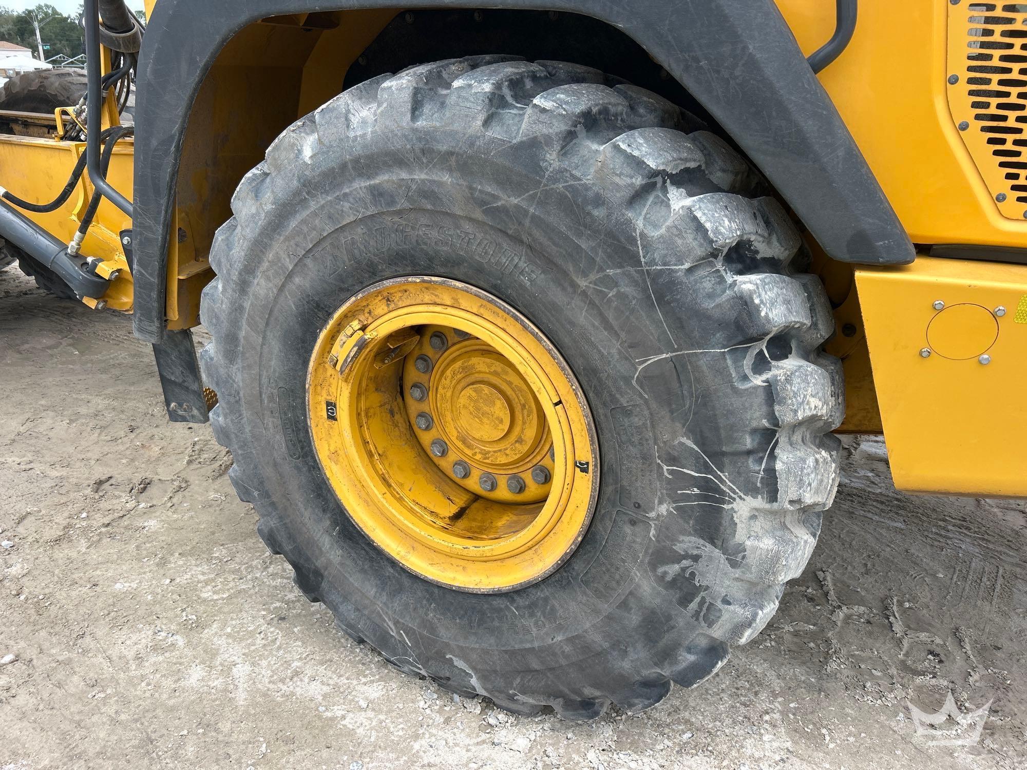 2022 John Deere 260E
