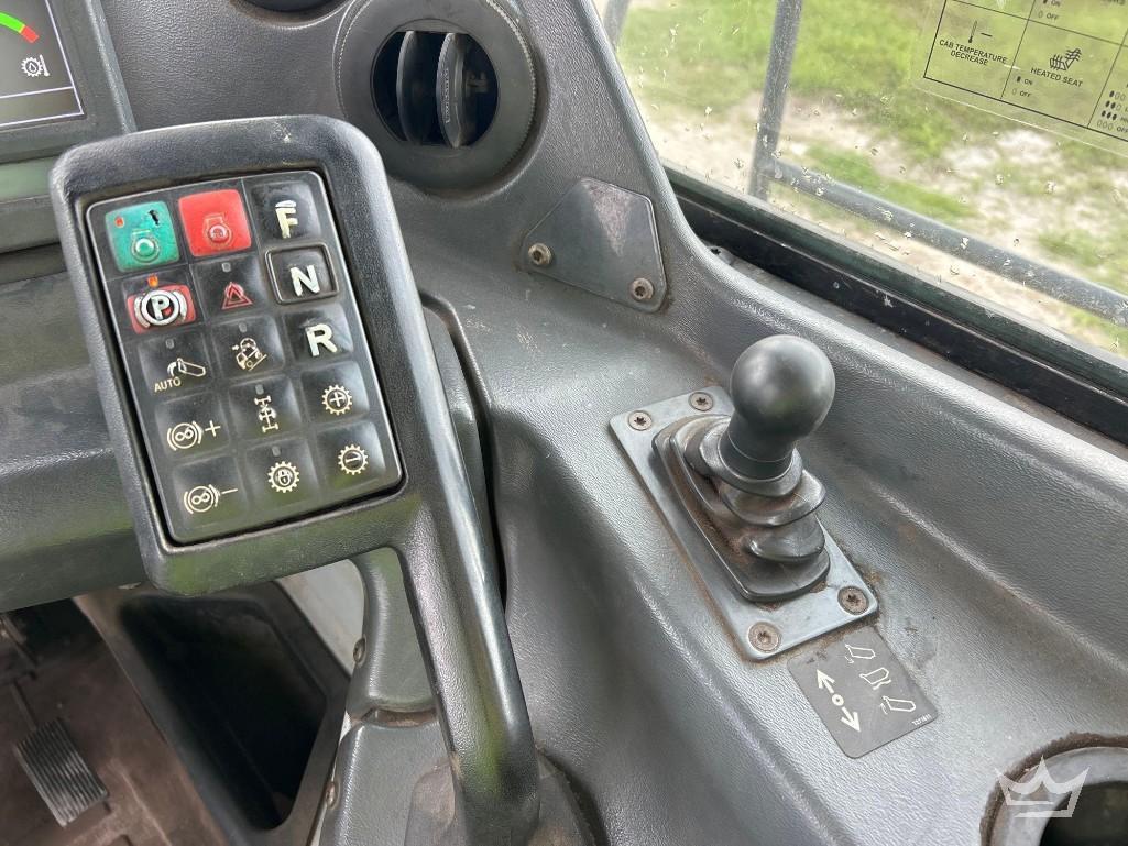 2018 John Deere 260E
