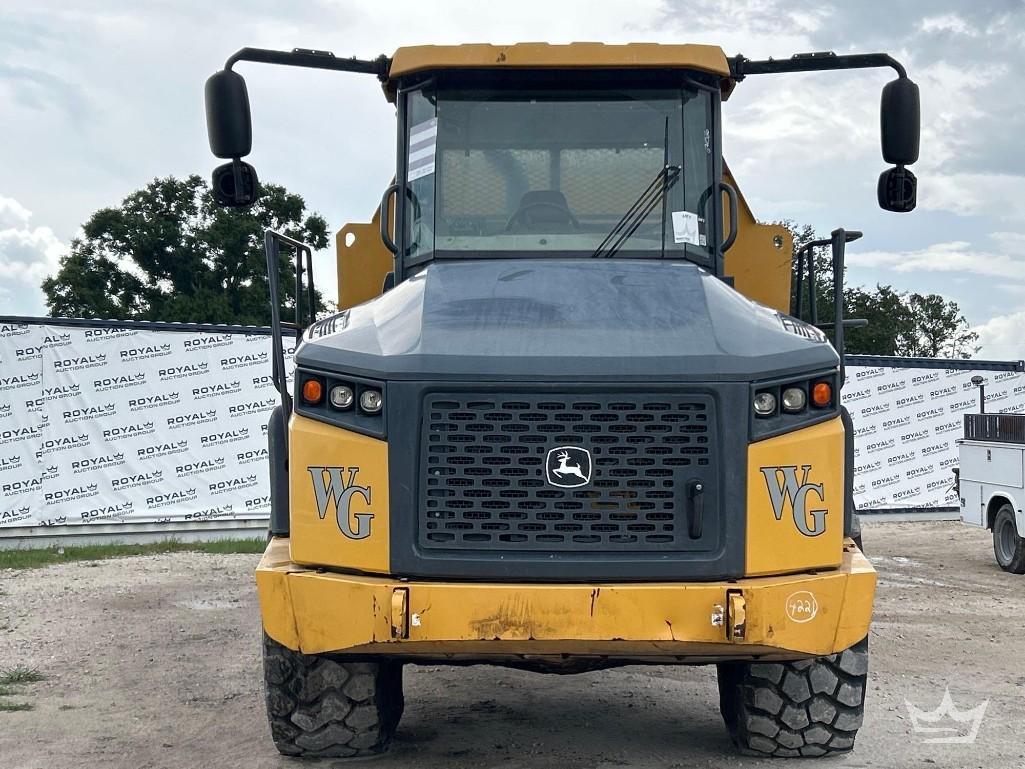 2018 John Deere 260E