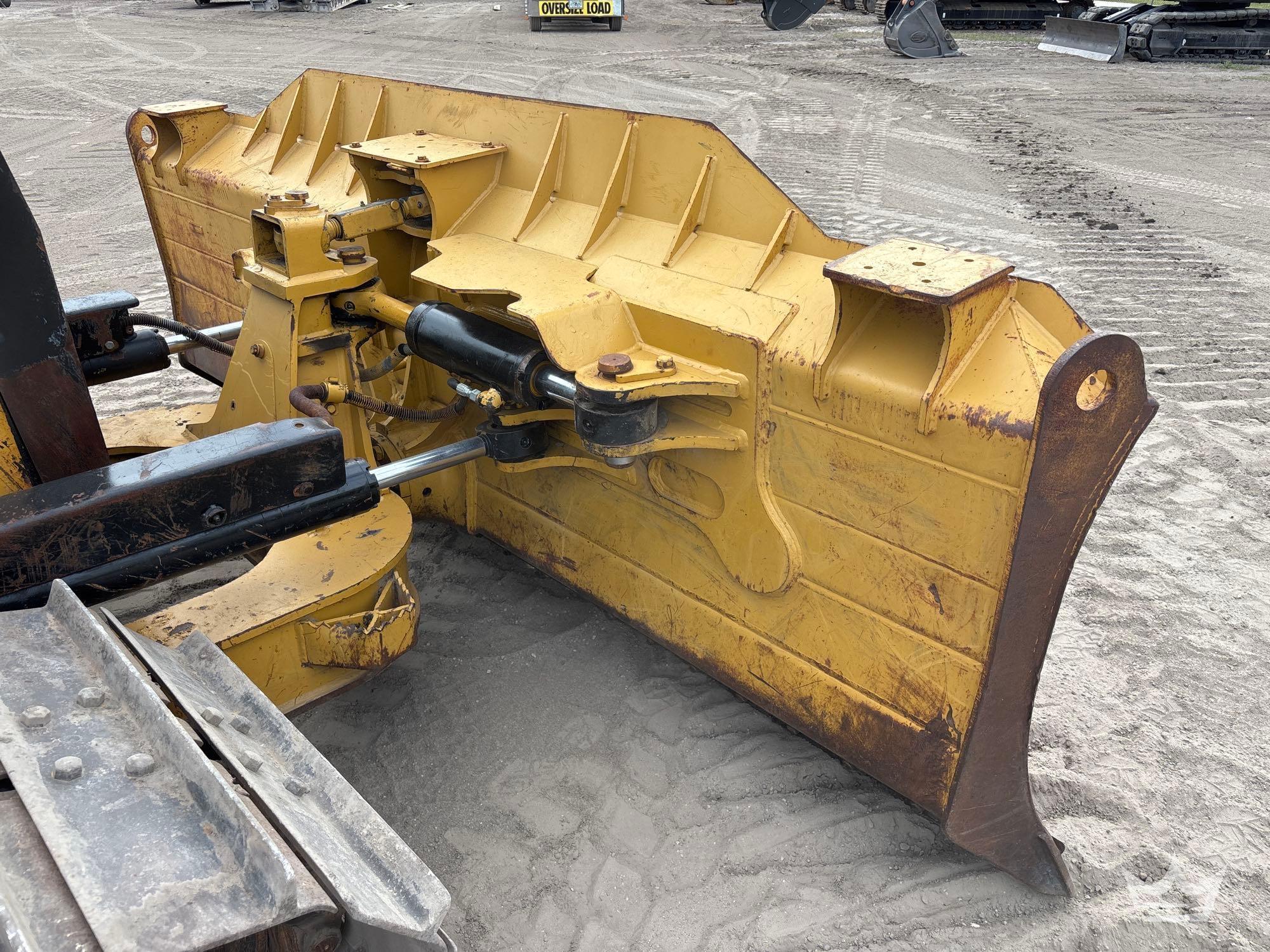 2015 Caterpillar D6K2LGP