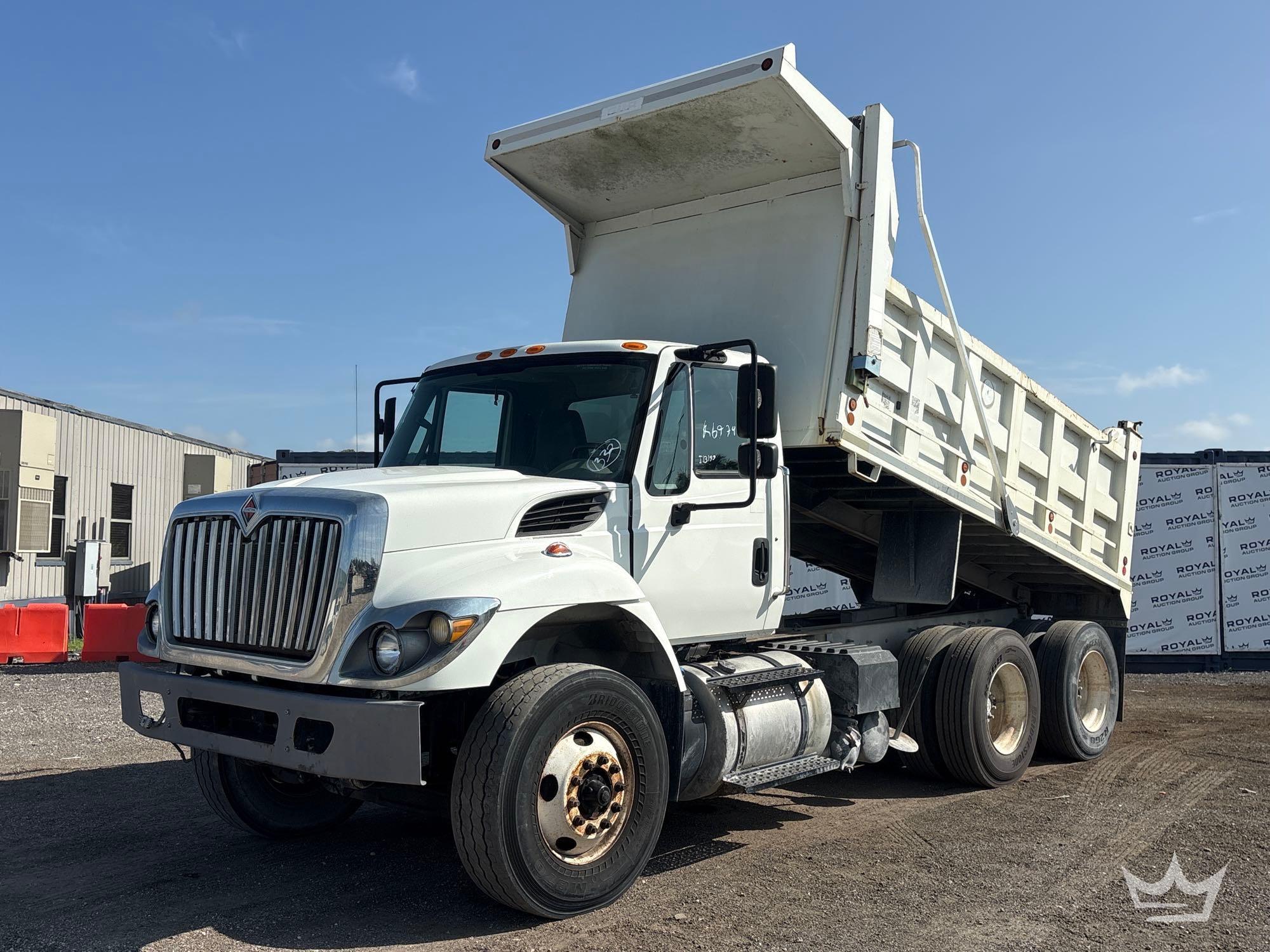 2016 International WORKSTAR