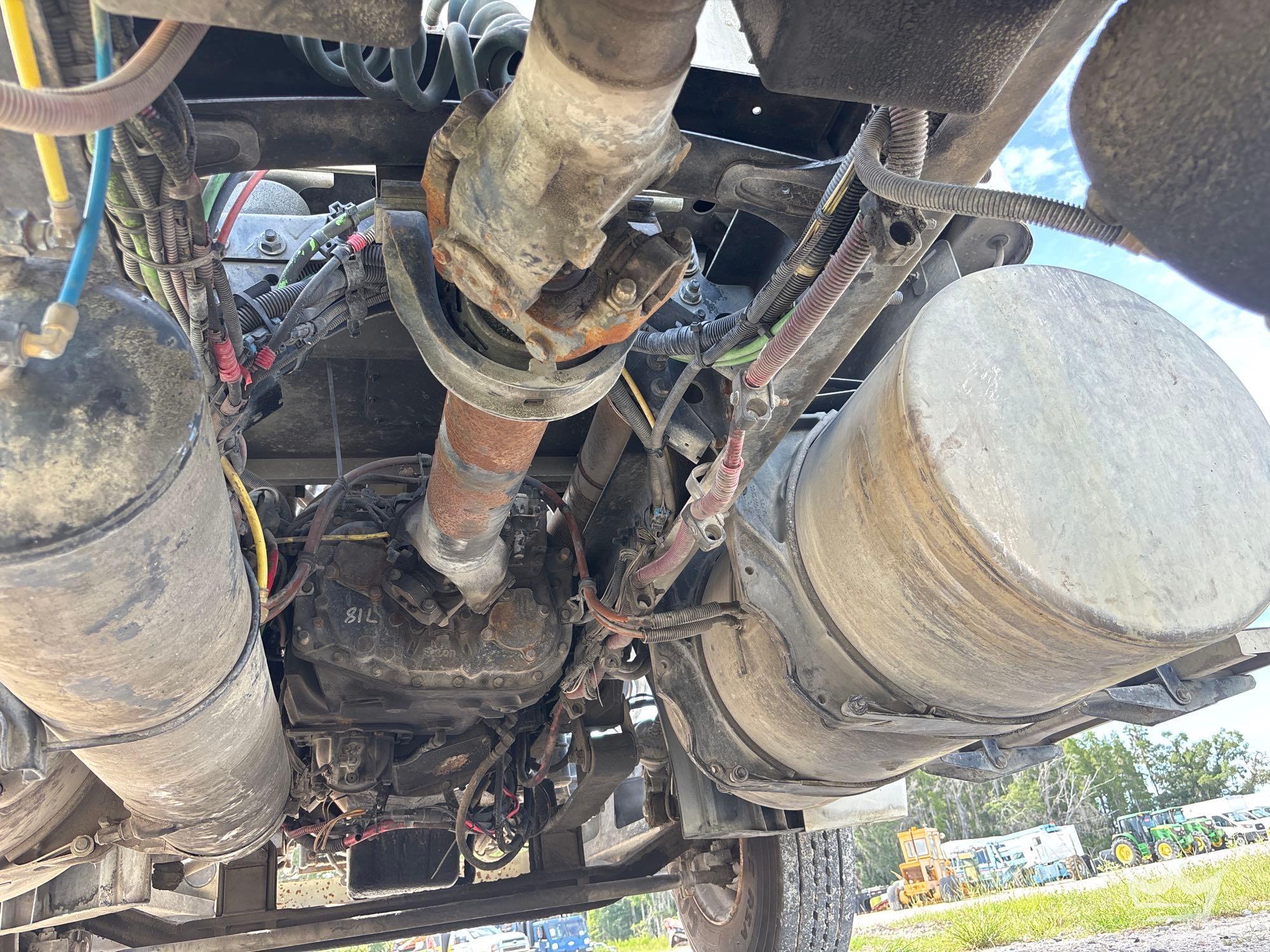 2007 Freightliner Columbia 120