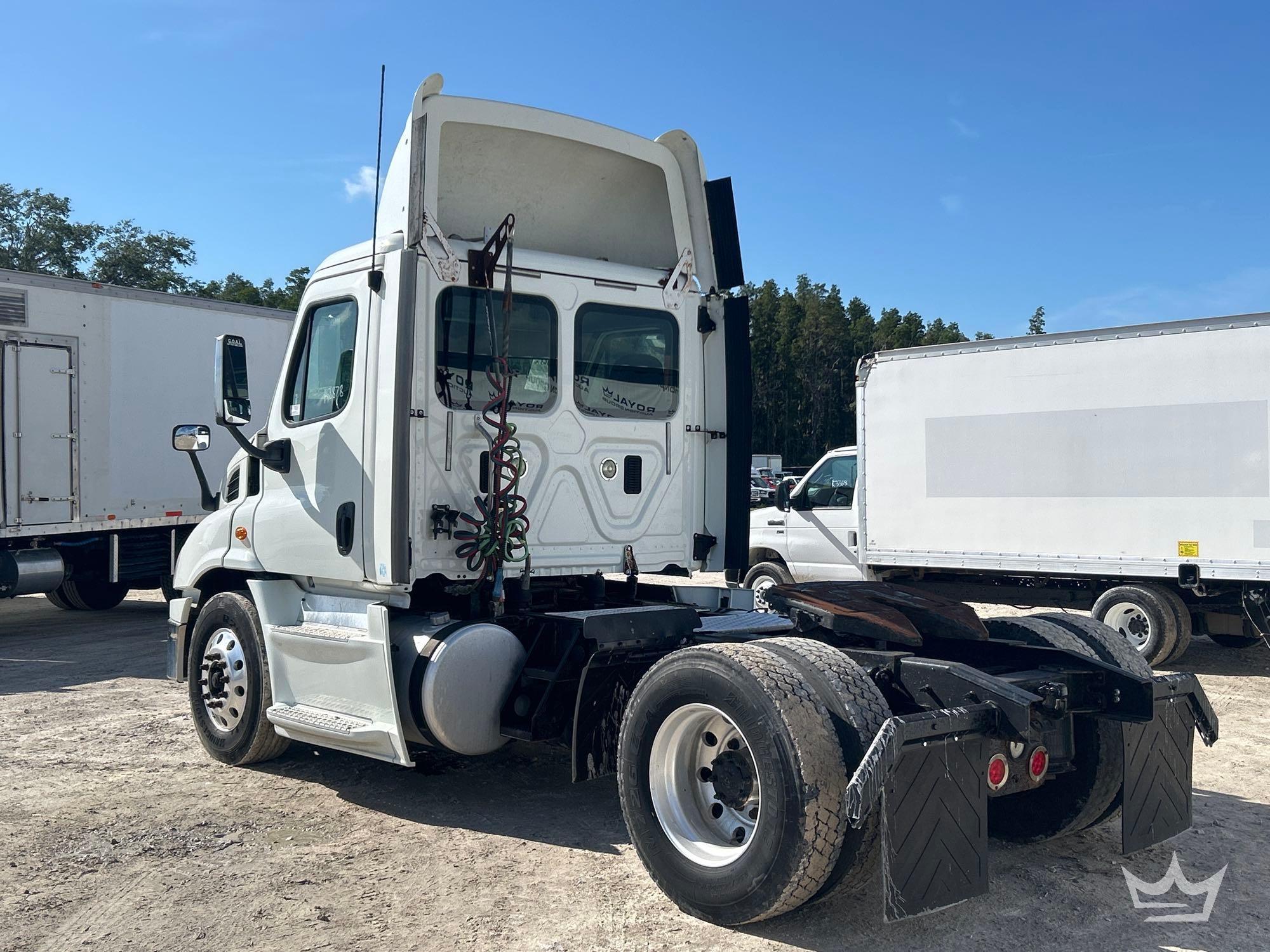 2014 Freightliner Cascadia