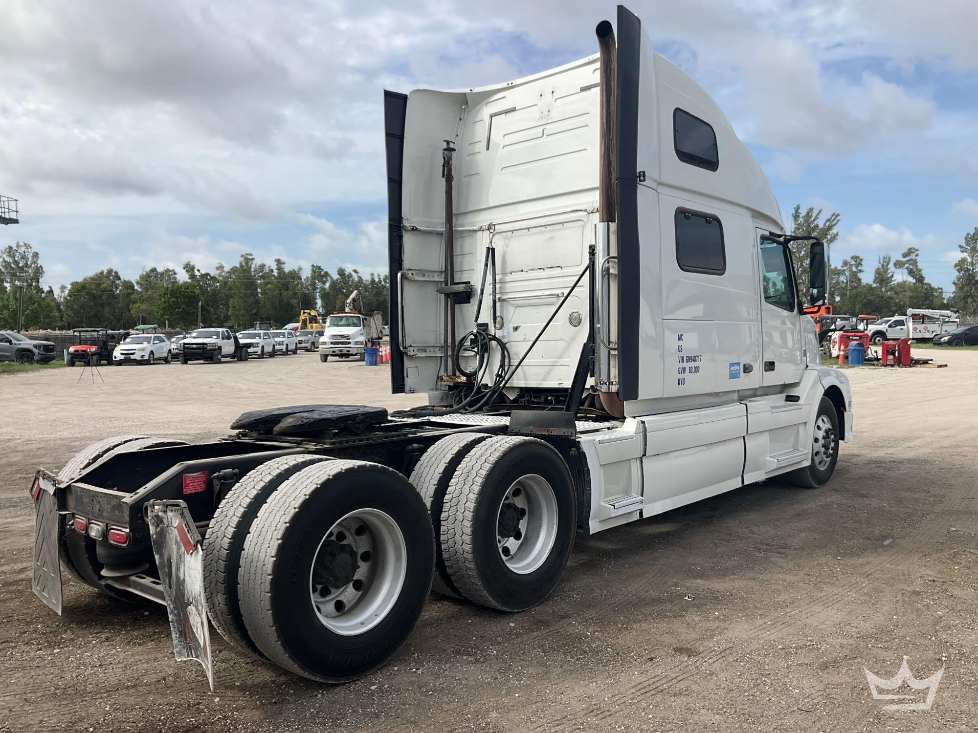 2016 Volvo VNL