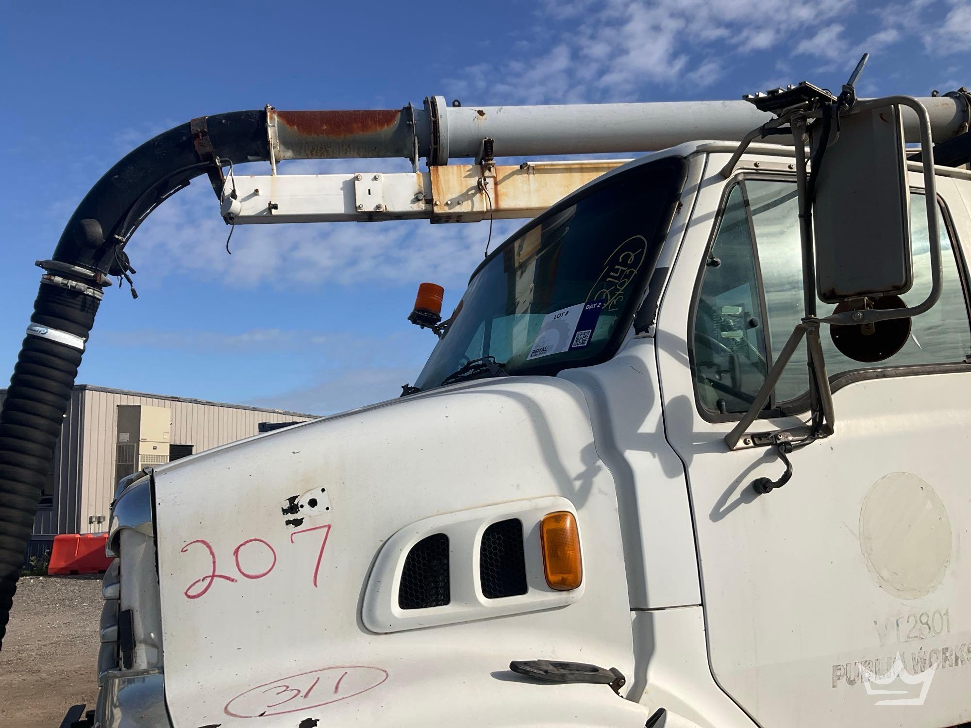 2008 Sterling L7500