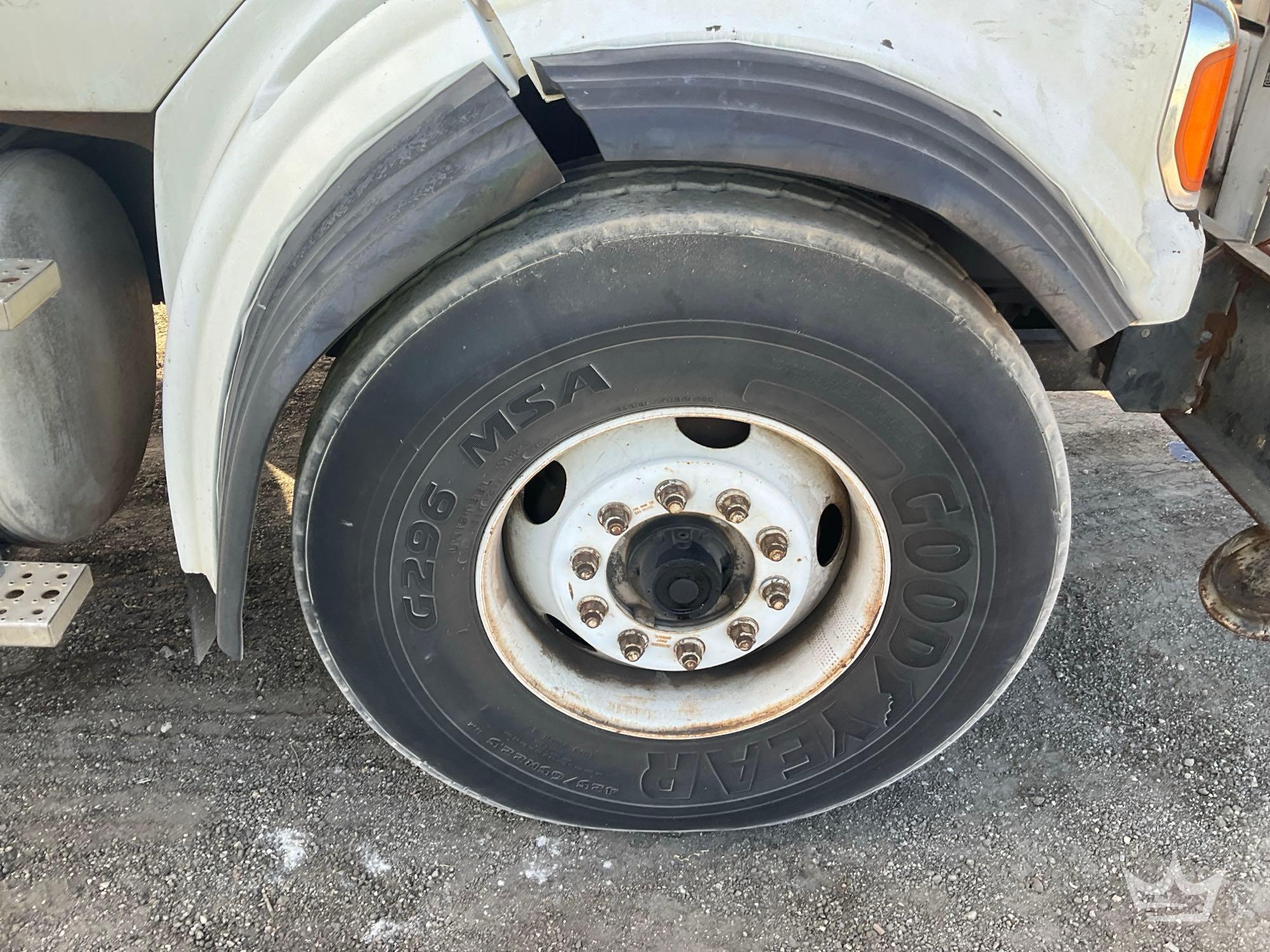 2008 Sterling L7500