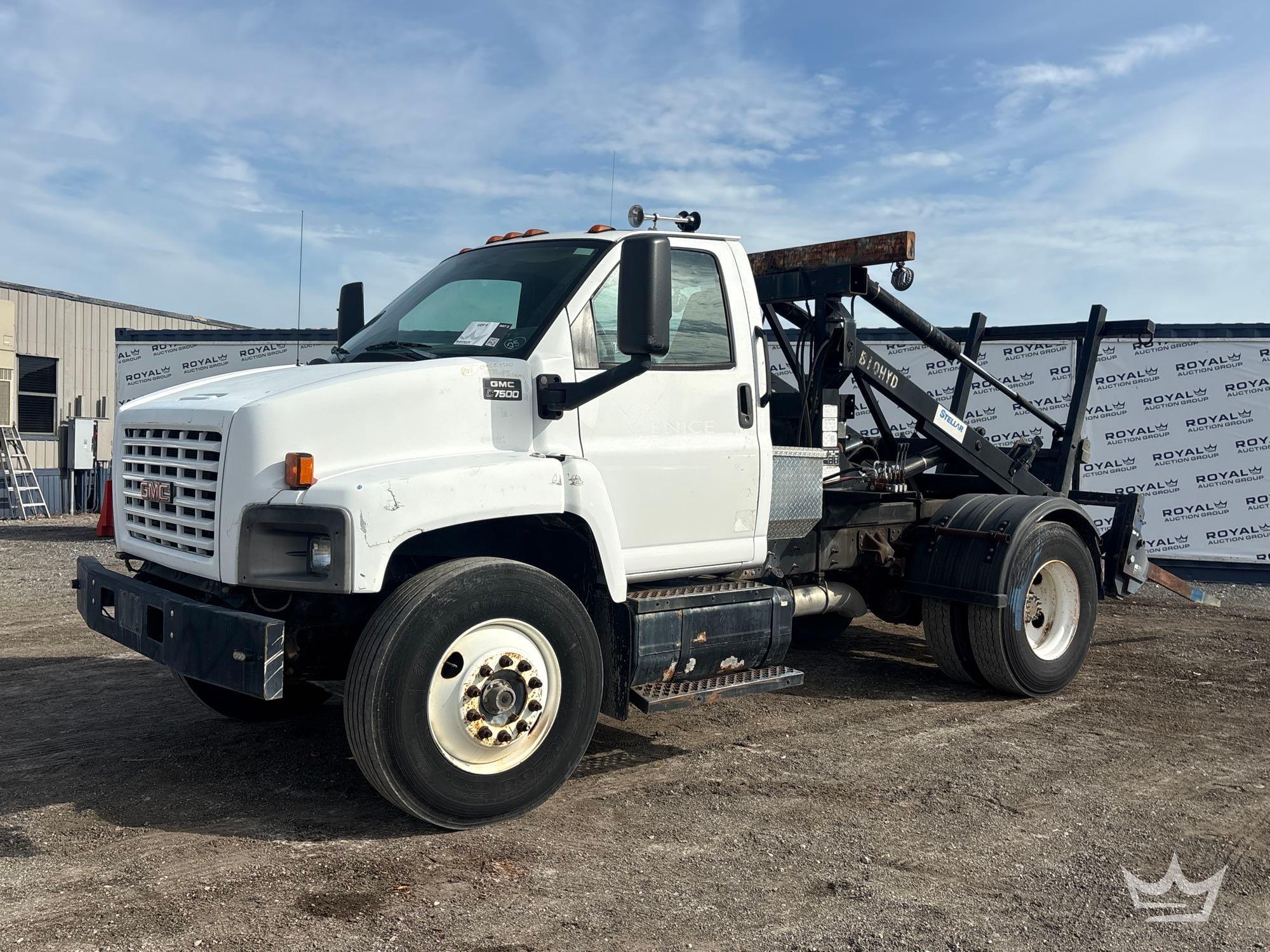 Photo of 2009 GMC C7500