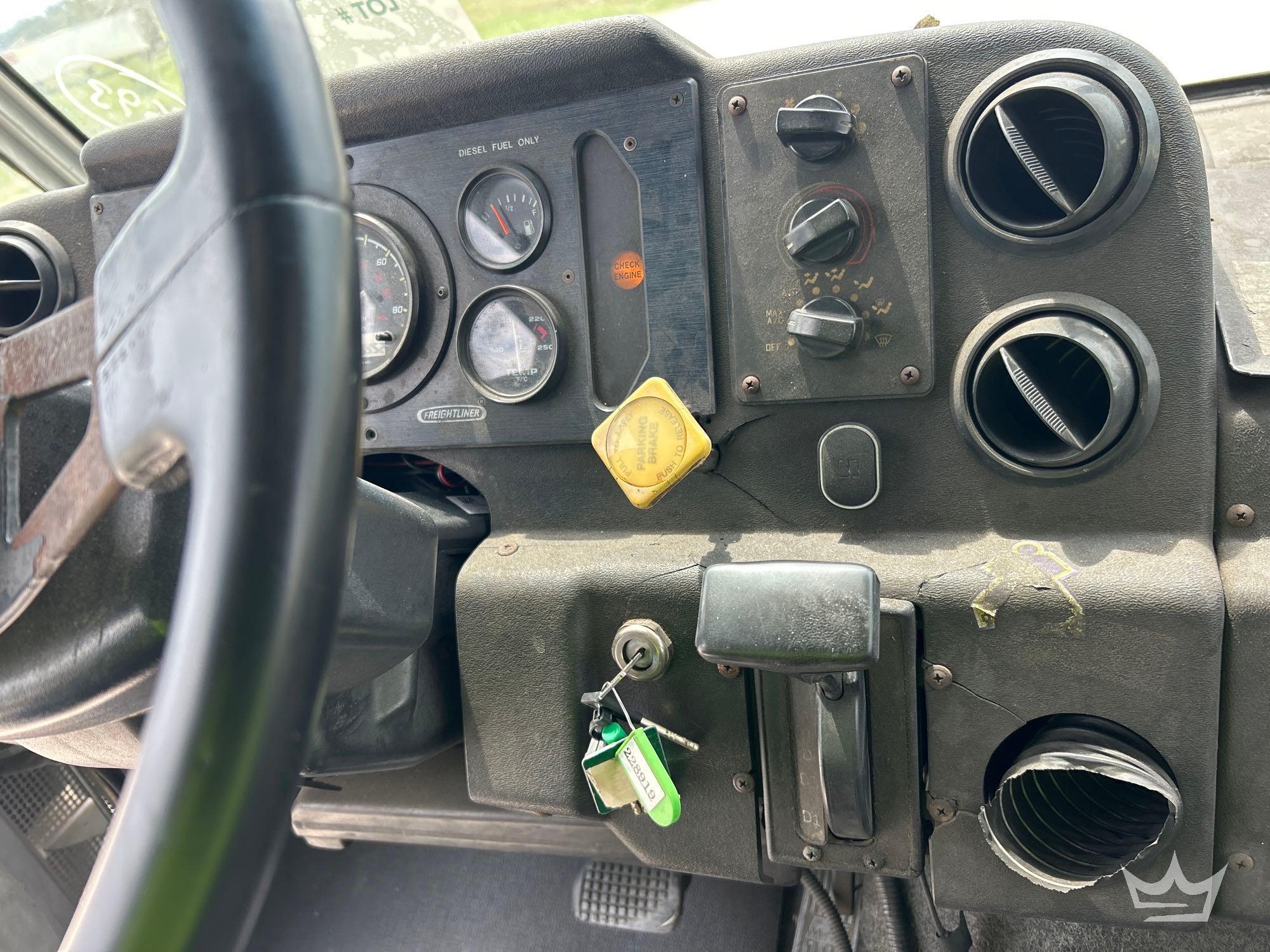 2000 Freightliner MT45