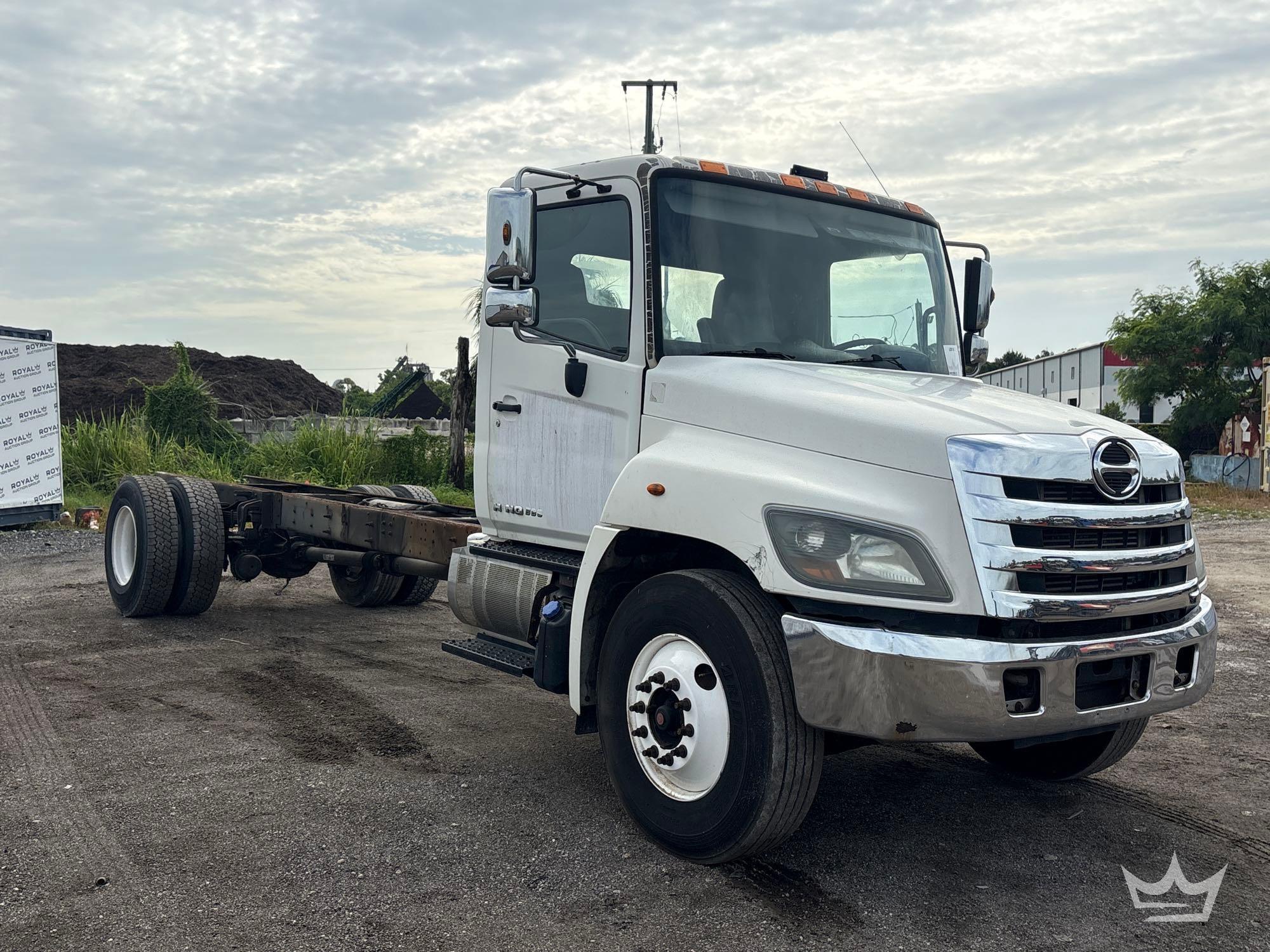 2012 Hino 338