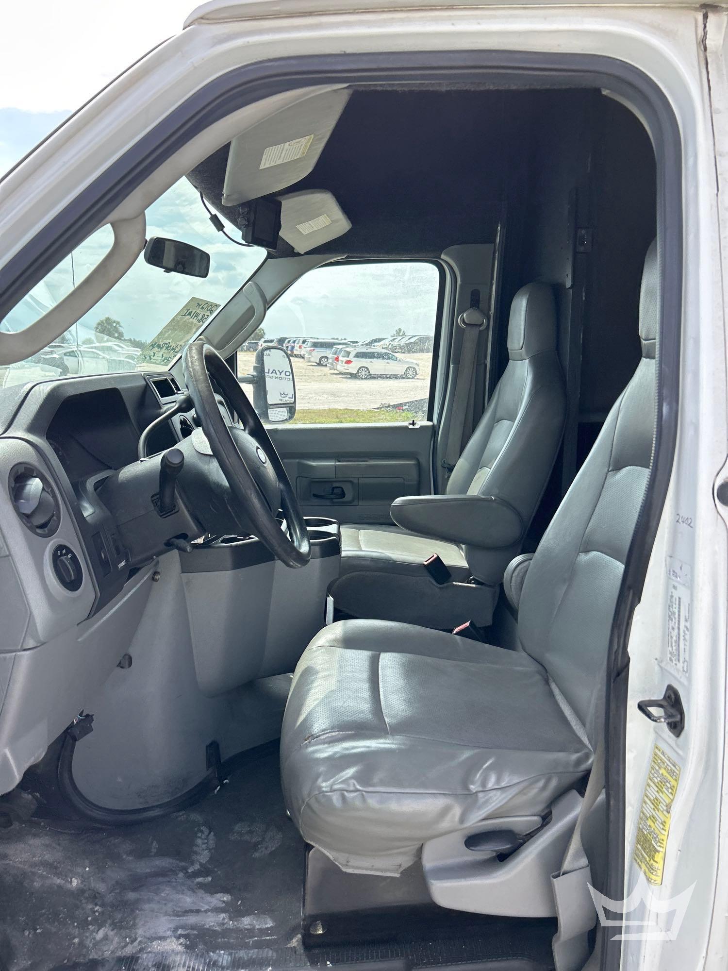 2012 Ford E450