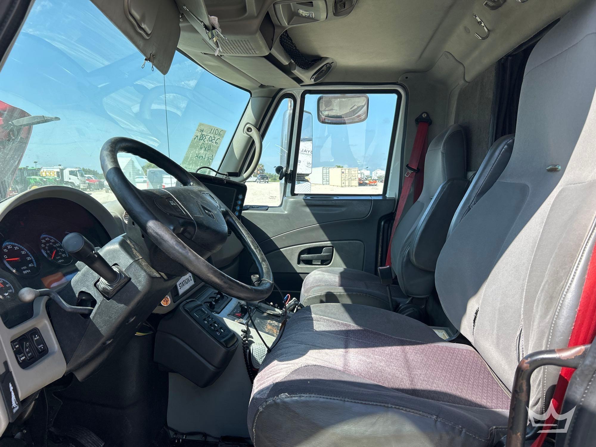 2011 International DuraStar 4400