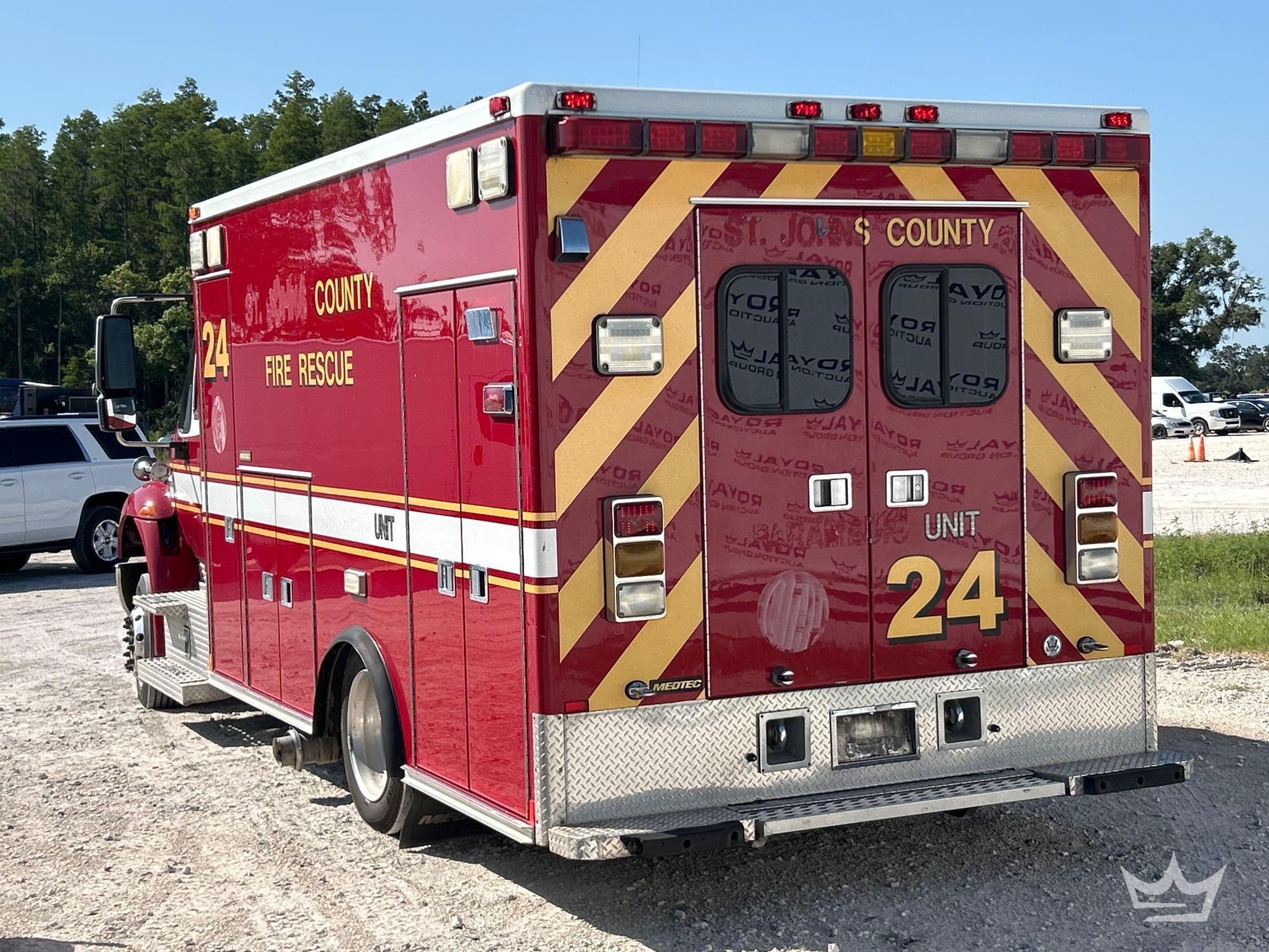 Photo of a 2011 International DuraStar 4400