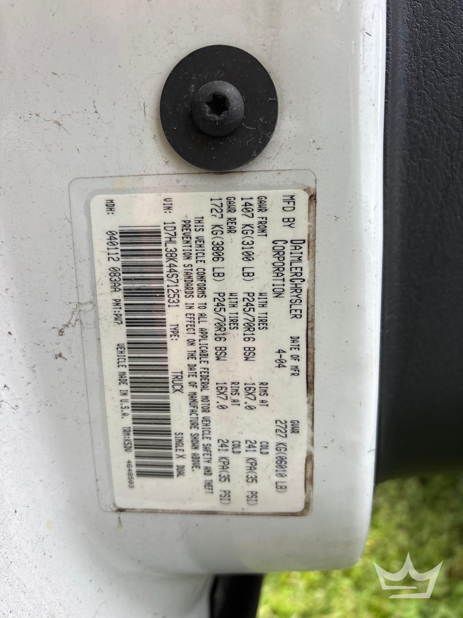 Photo of a 2004 Dodge Dakota